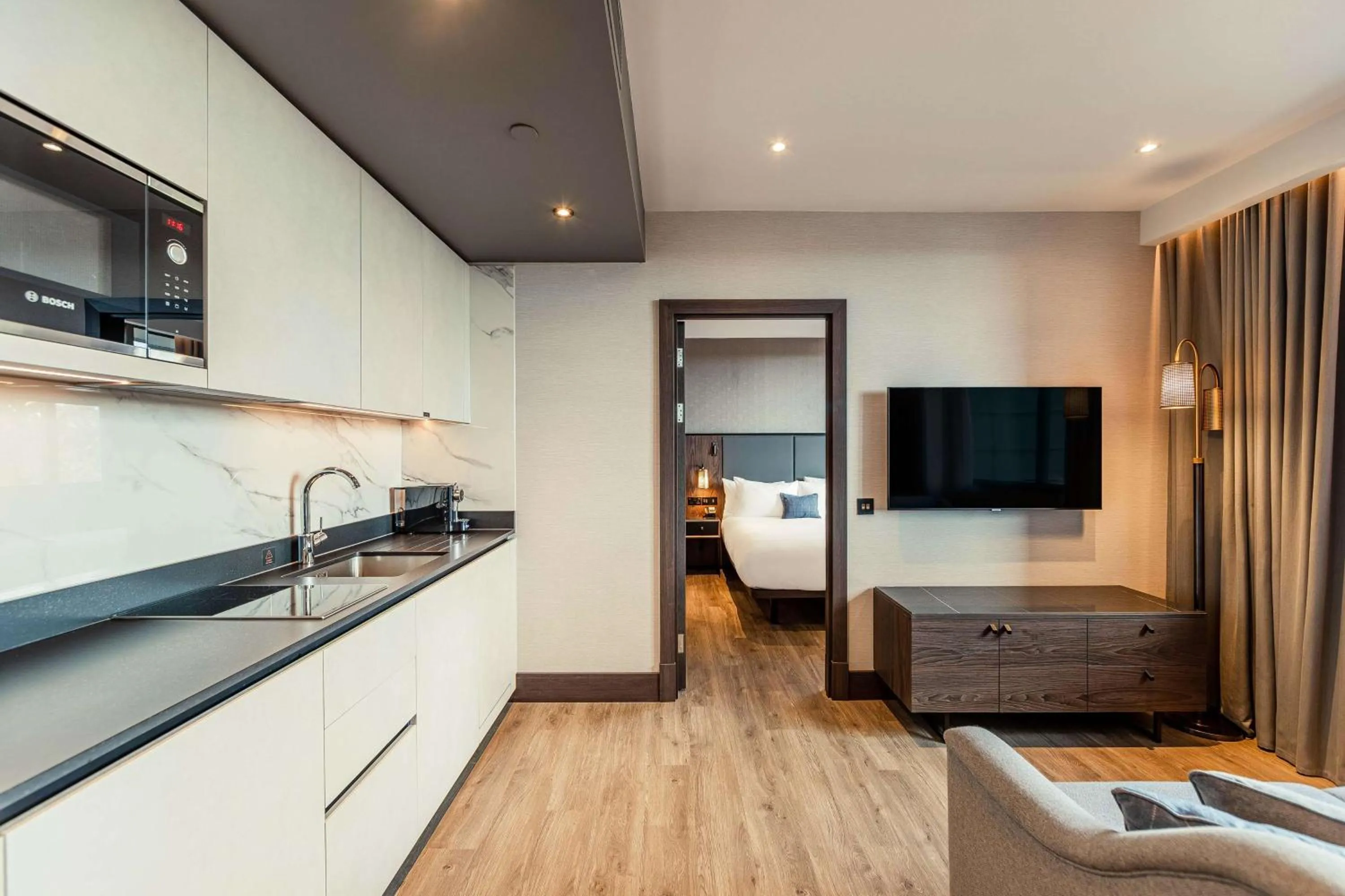 Bedroom, Bed in The Fellows House Cambridge, Curio Collection By Hilton