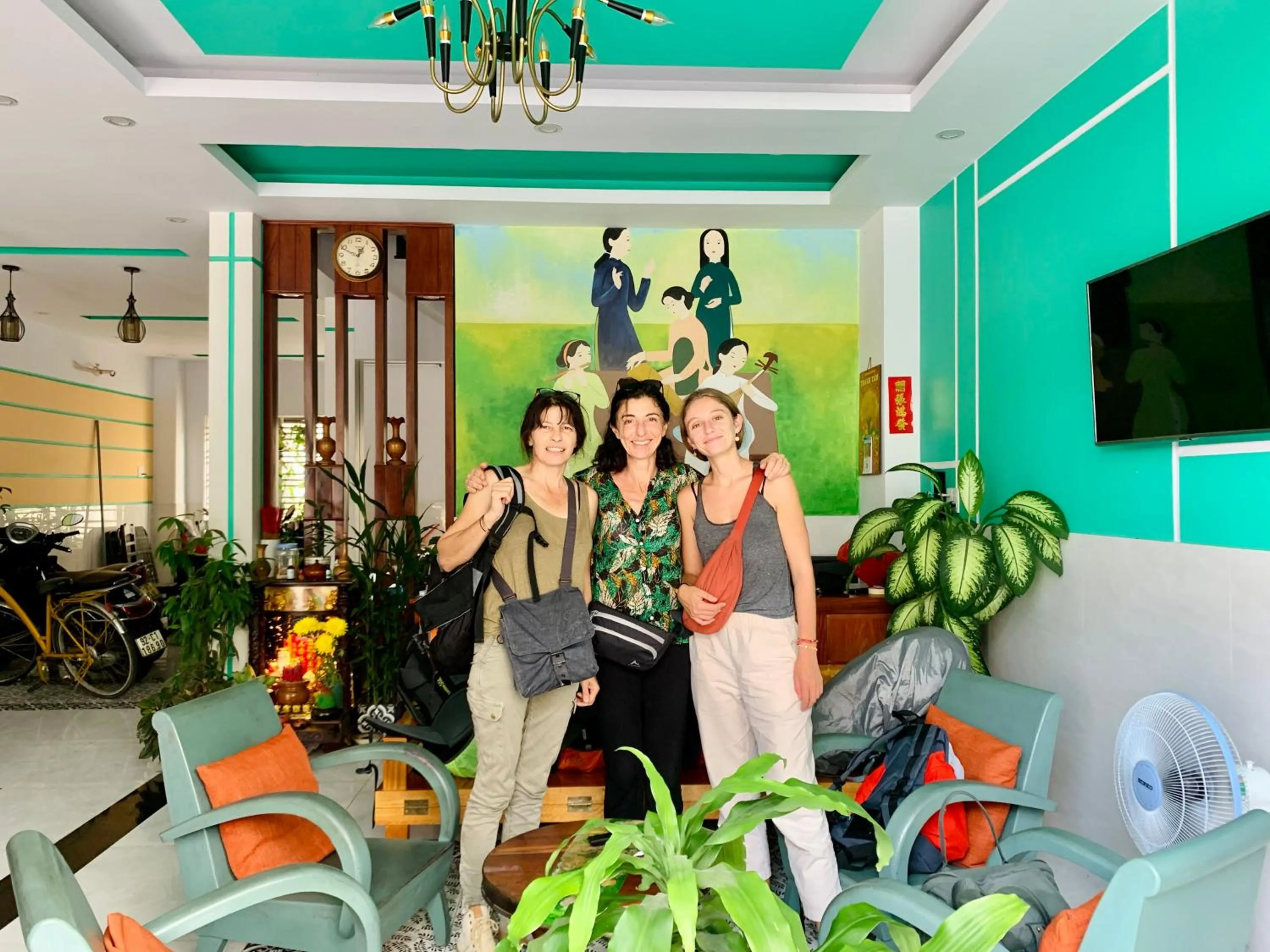 group of guests in AnNam68