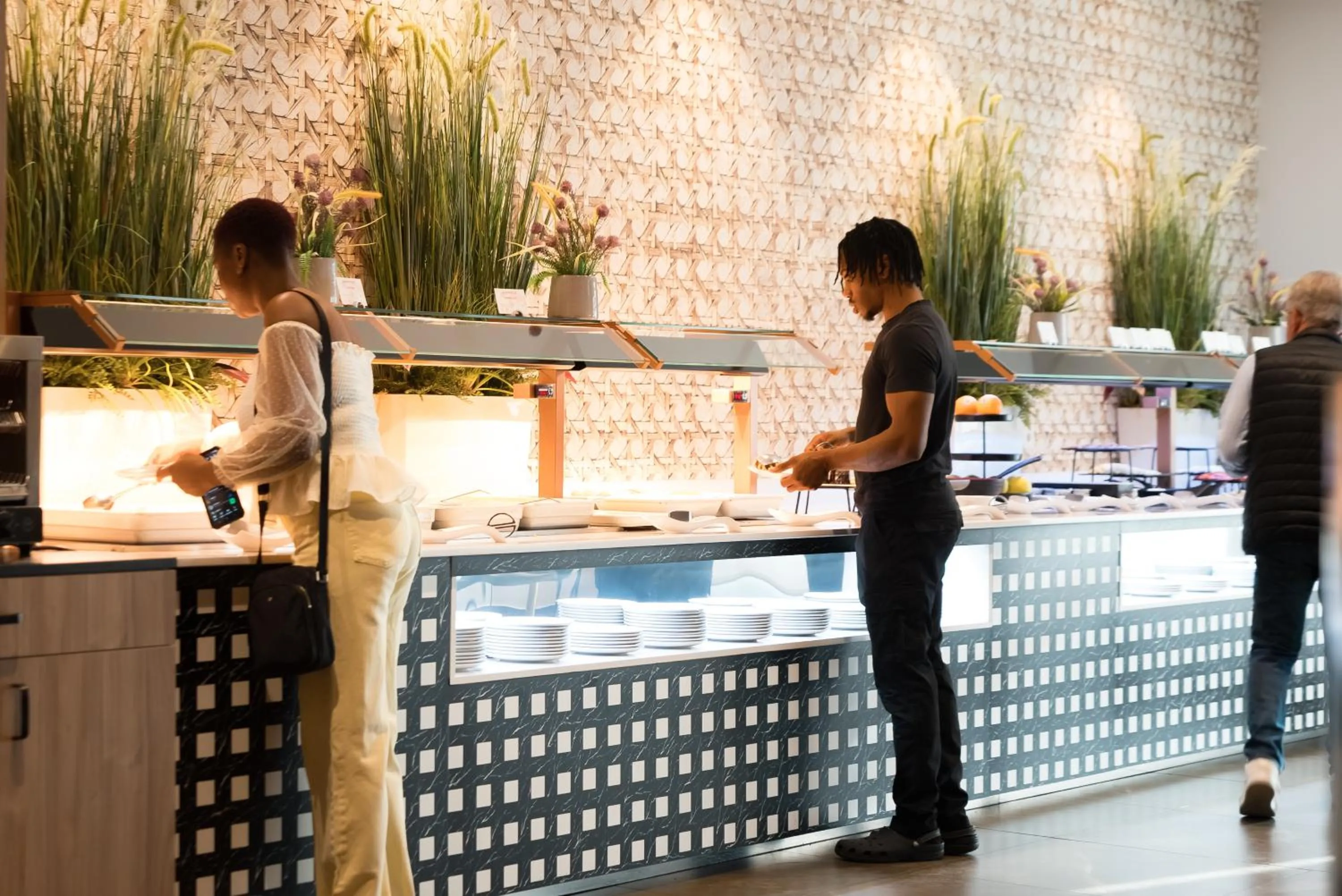 Breakfast in AJ Gran Alacant by SH Hoteles