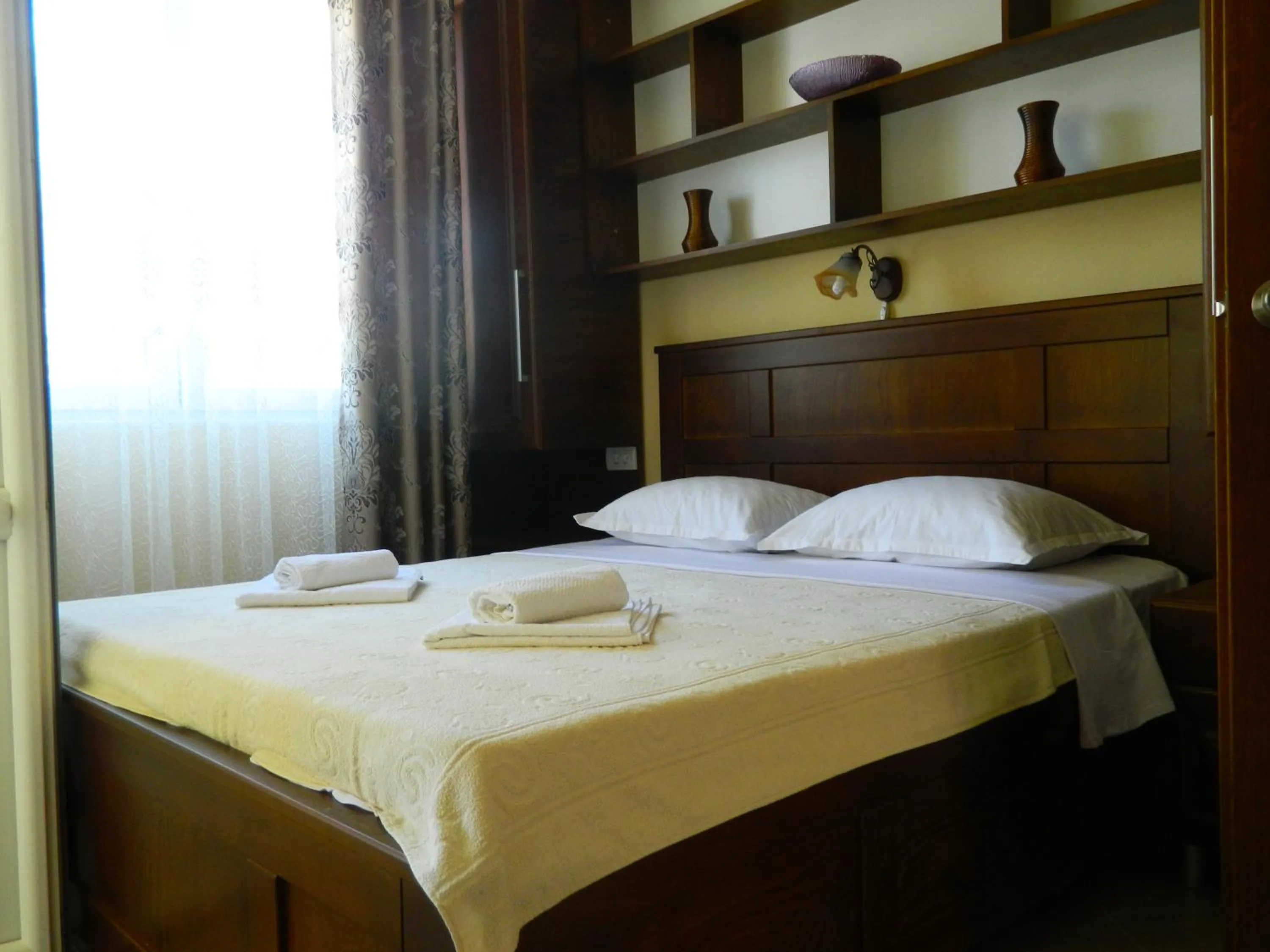 Bedroom, Bed in President Bungalows and Apartments