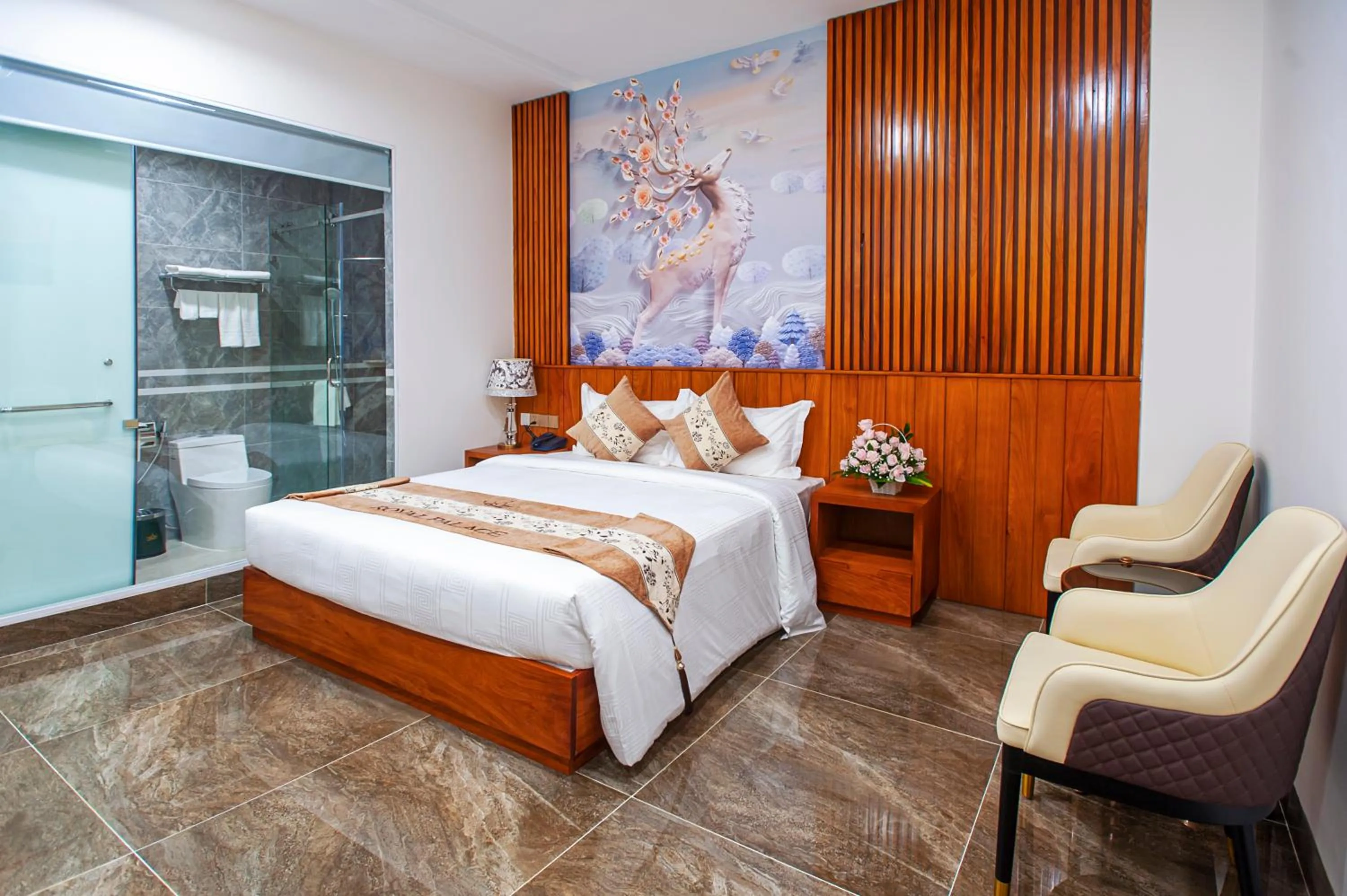 Photo of the whole room, Bed in Royal Palace