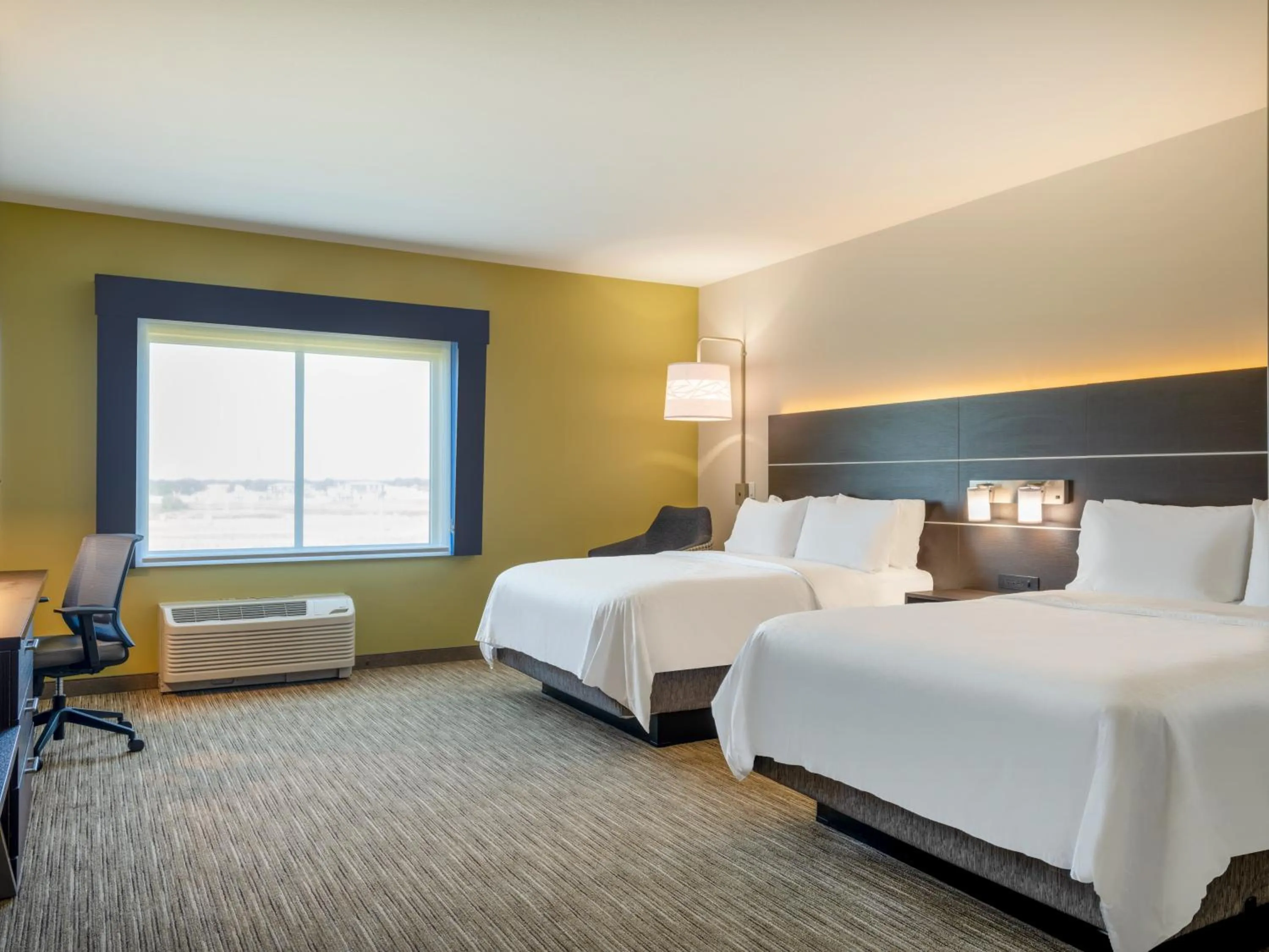 Photo of the whole room, Bed in Holiday Inn Express & Suites - Watertown by IHG