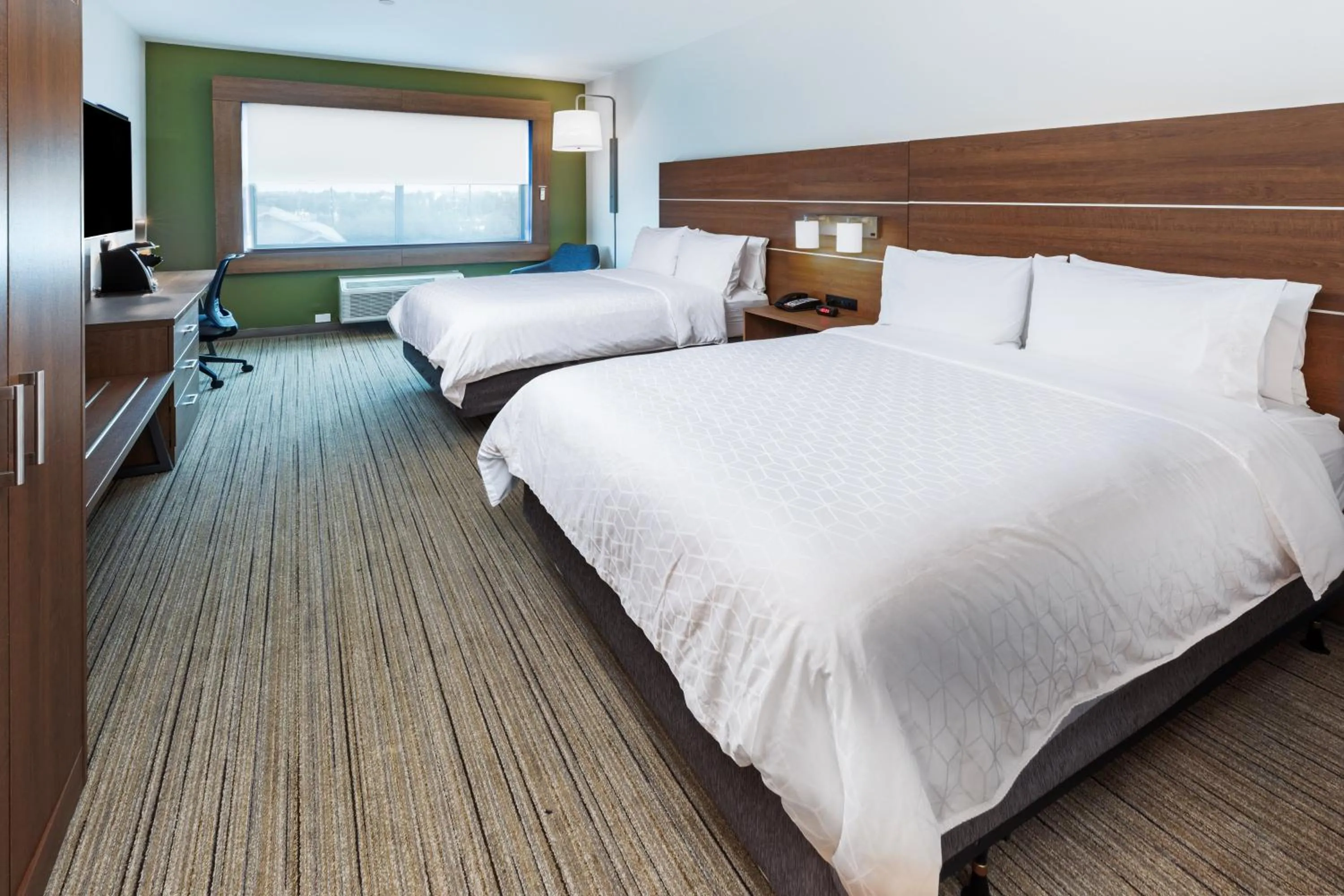 Photo of the whole room, Bed in Holiday Inn Express & Suites - Stafford NW - Sugar Land by IHG