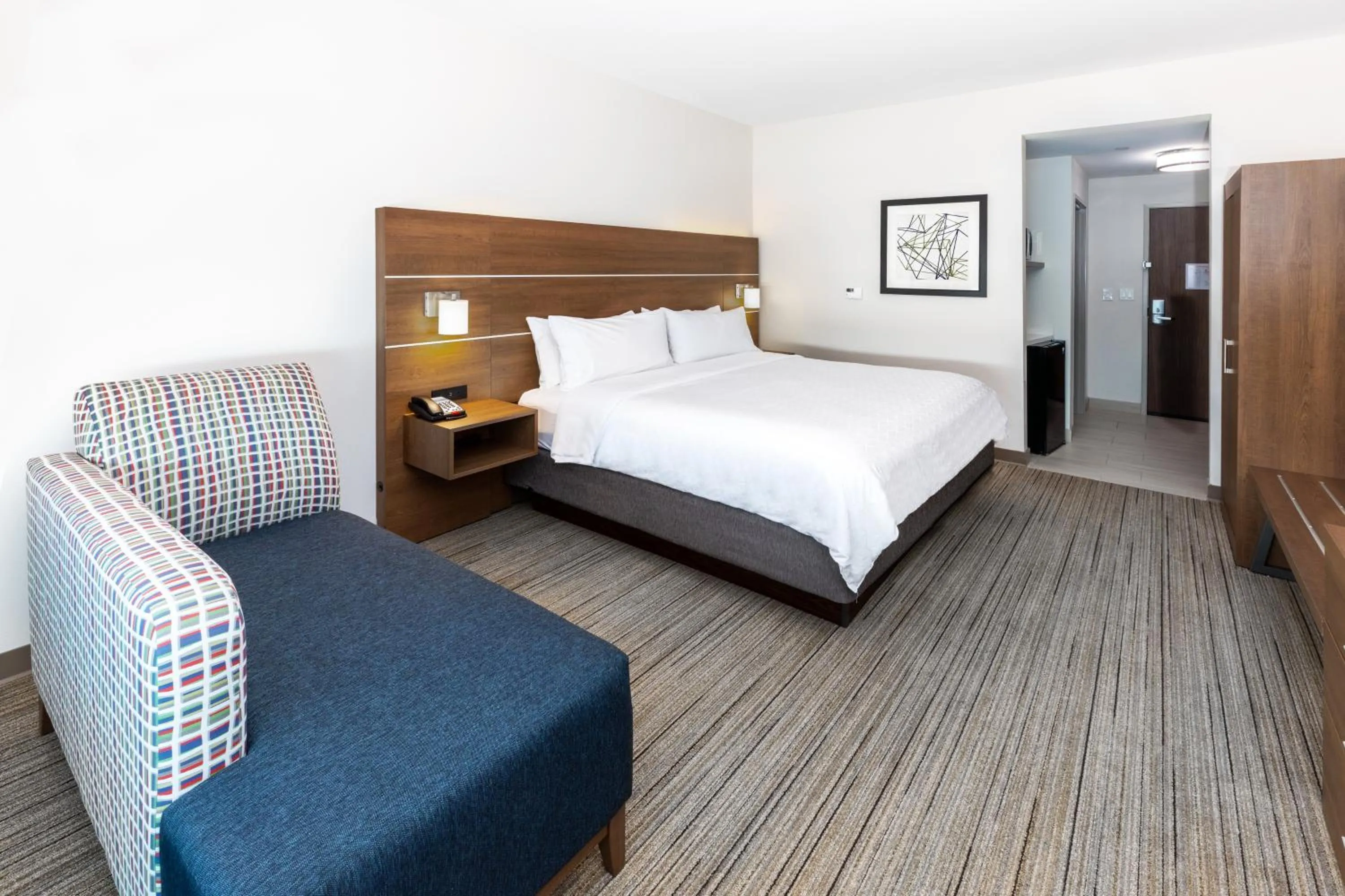 Bed in Holiday Inn Express & Suites - Stafford NW - Sugar Land by IHG