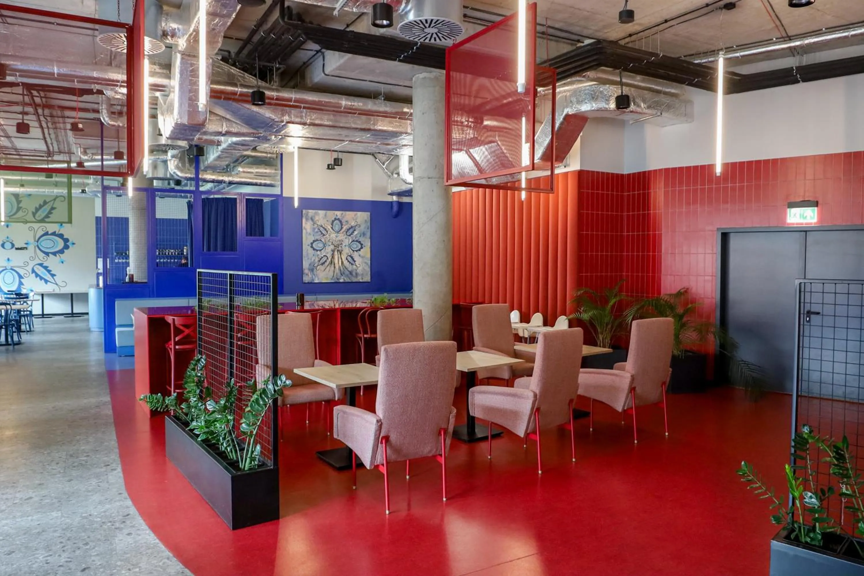 Restaurant/places to eat in Arche Hotel Piła