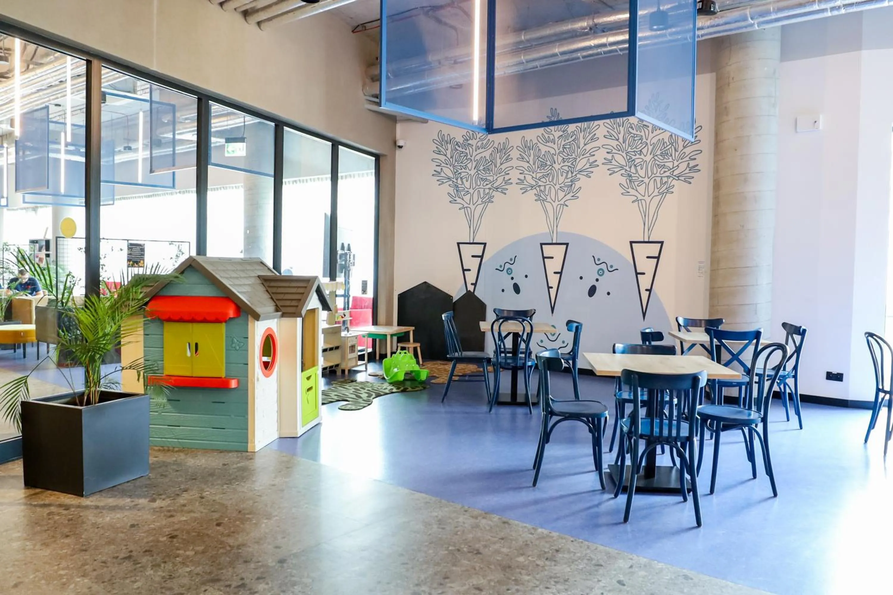 Restaurant/places to eat in Arche Hotel Piła