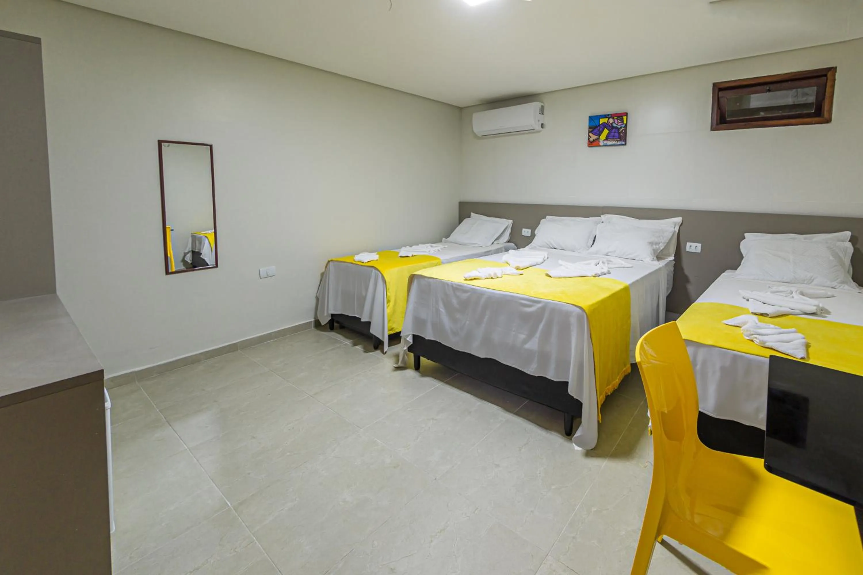 Bed in Pousada Maanaim Porto