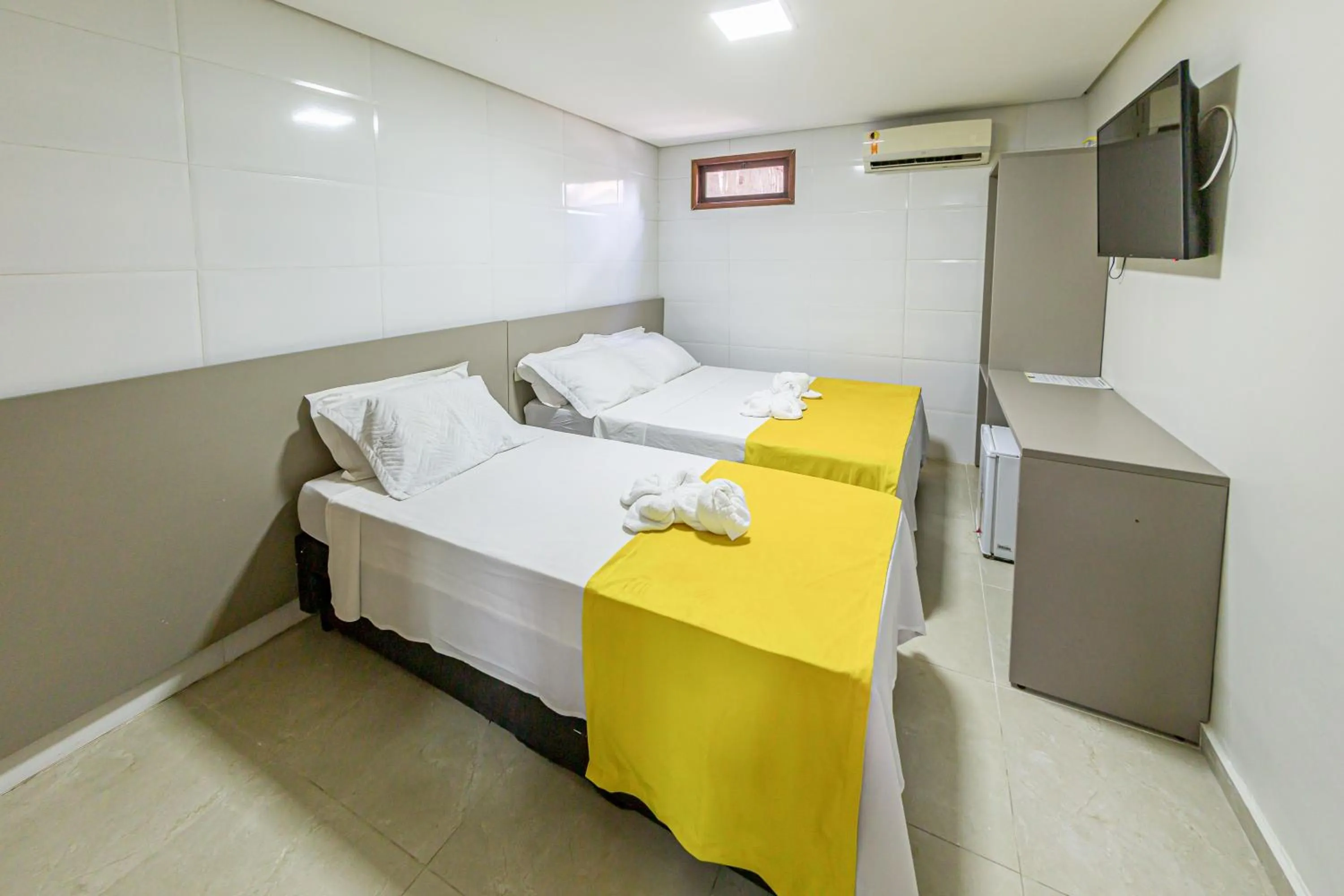 Bed in Pousada Maanaim Porto