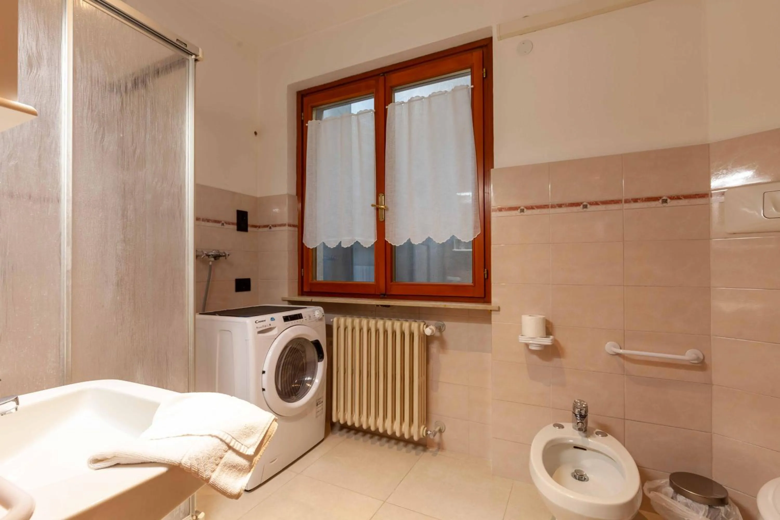 Bathroom in Attico in Centro a Belluno - Marmolada