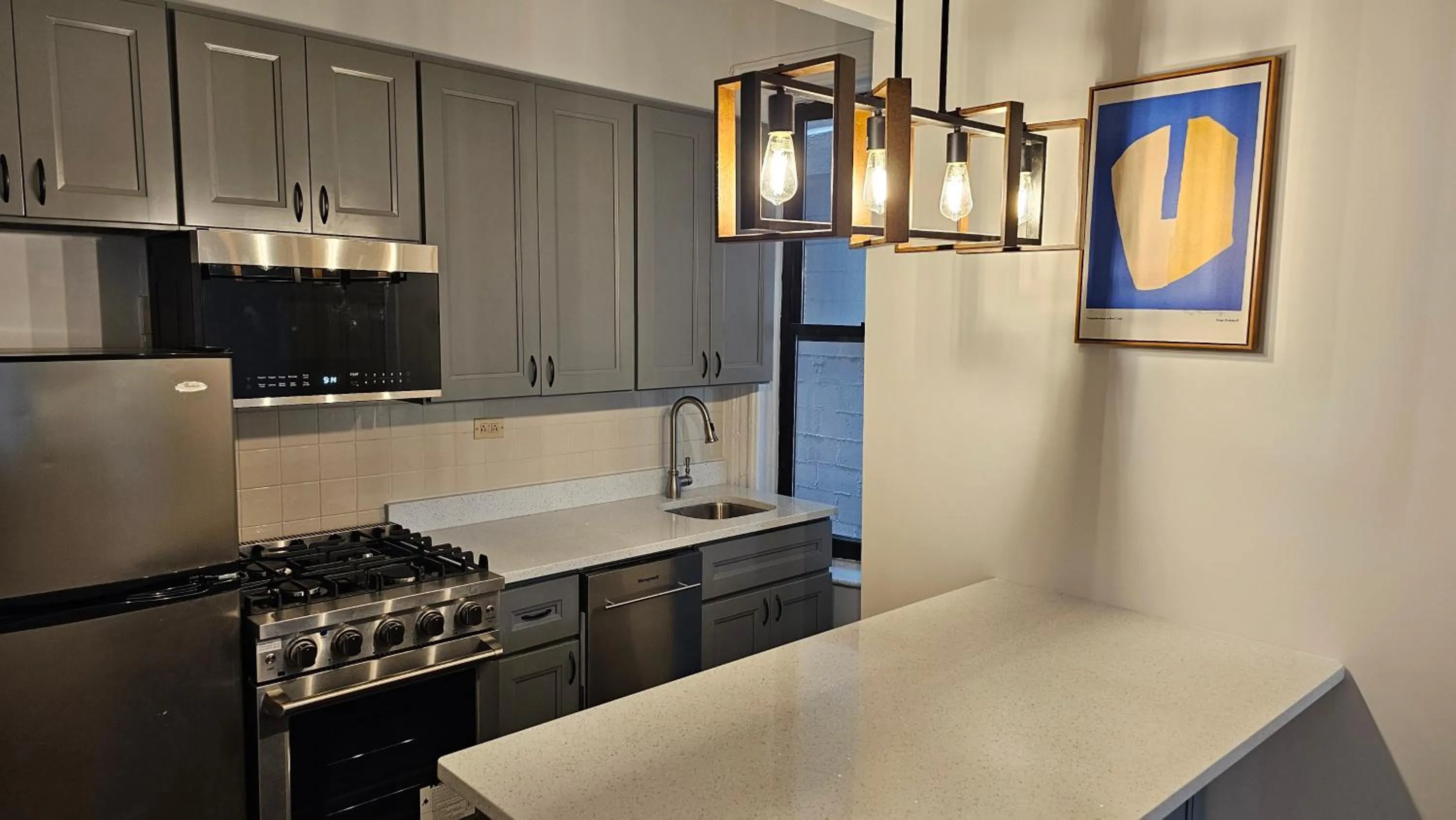 Kitchen or kitchenette in Lamartine Chelsea