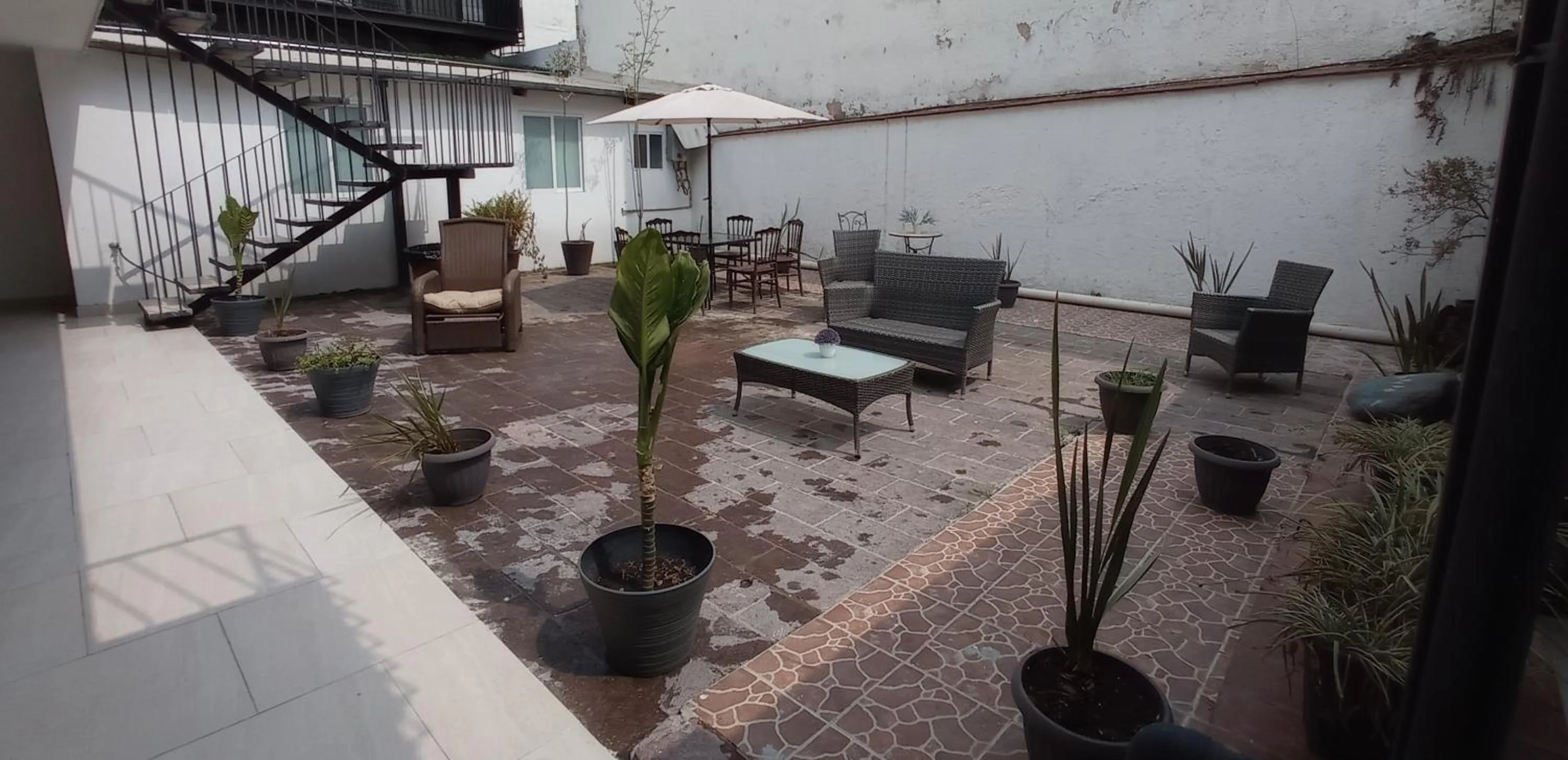 Patio in Singular Goldsmith