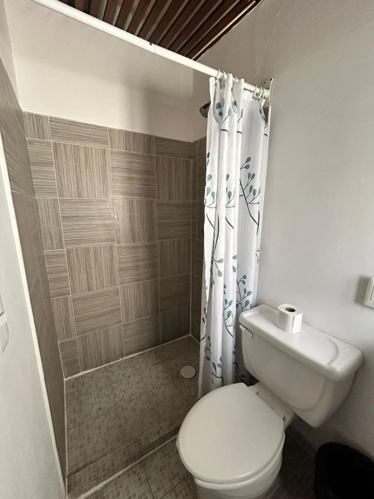 Bathroom in Singular Goldsmith