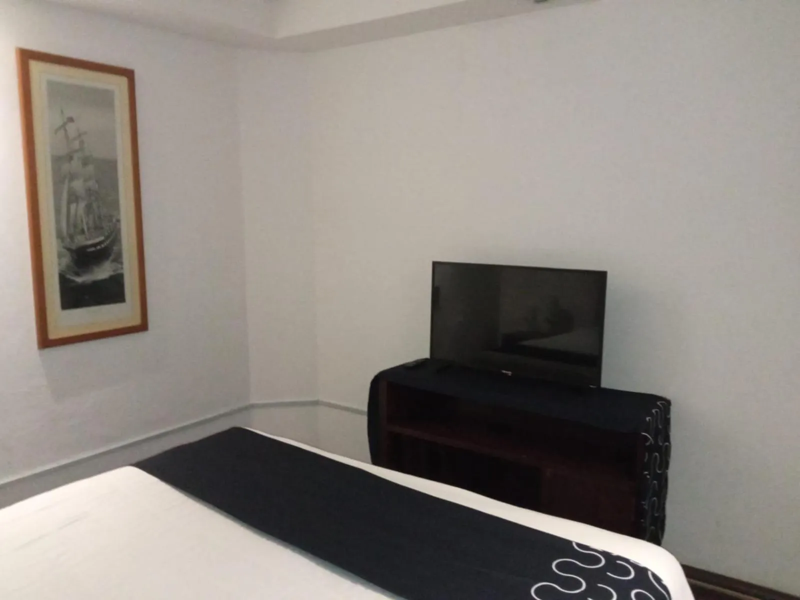 TV and multimedia, Bed in Singular Goldsmith