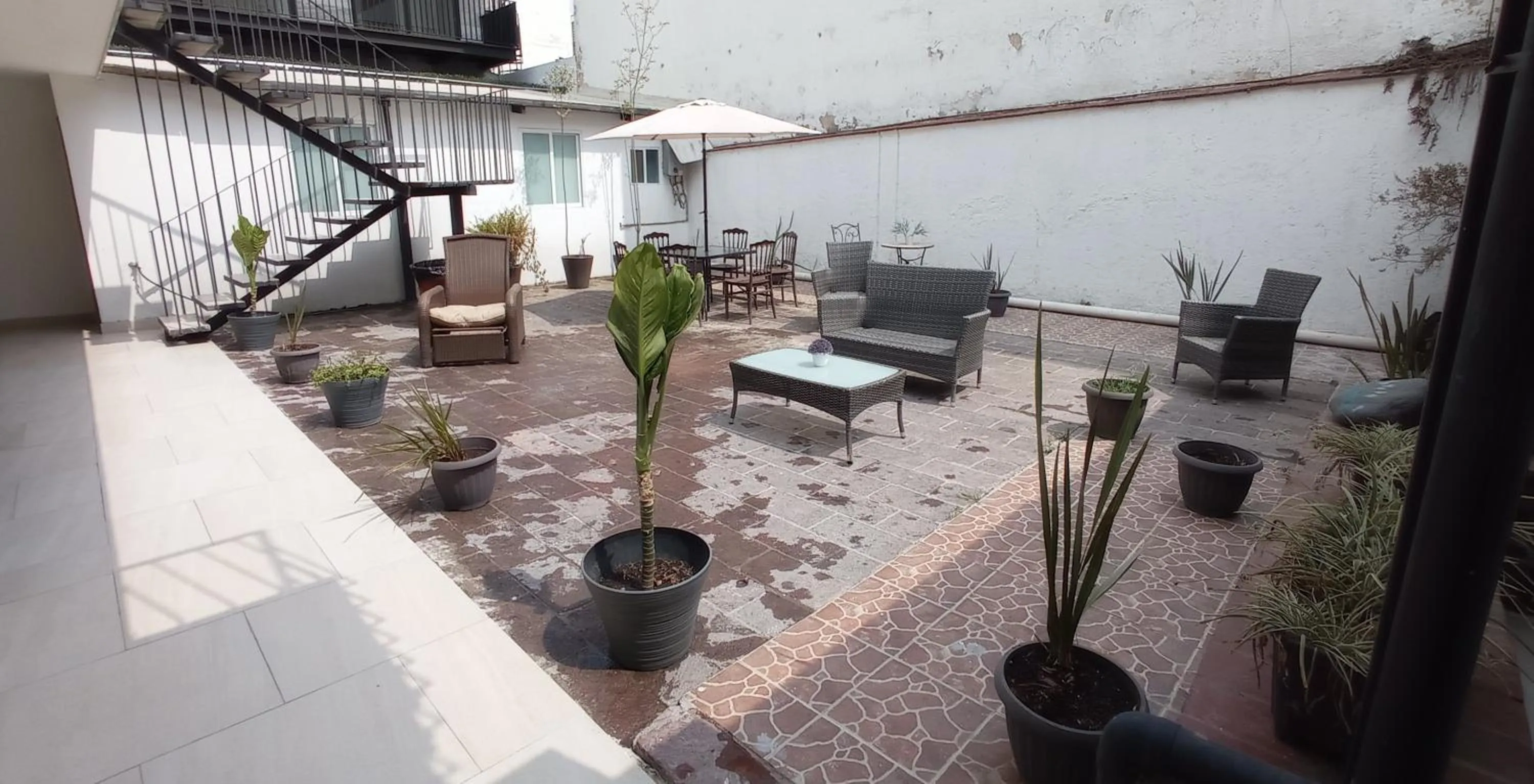 Patio in Singular Goldsmith