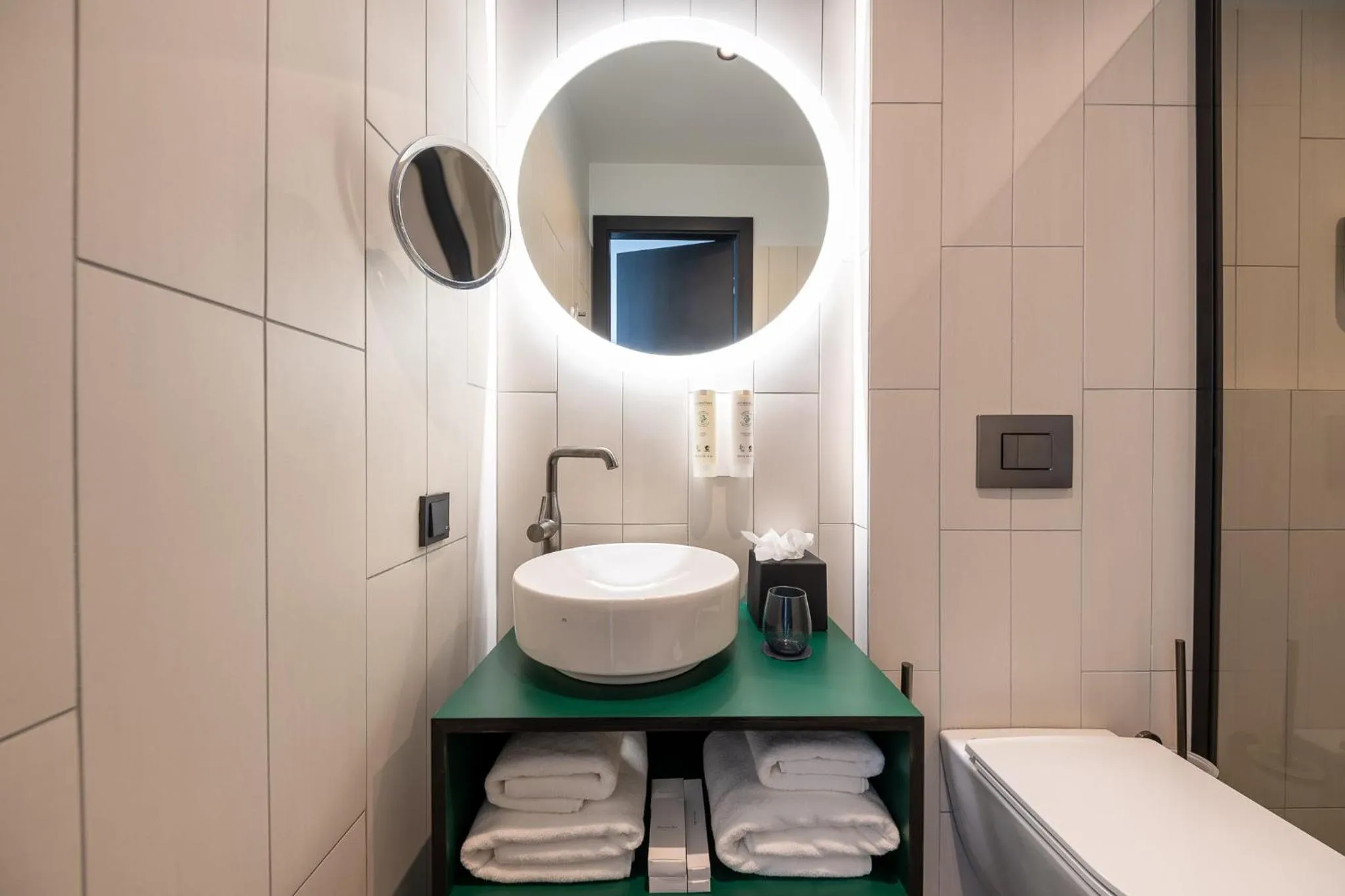 Bathroom in OTTO Hotel & Sun