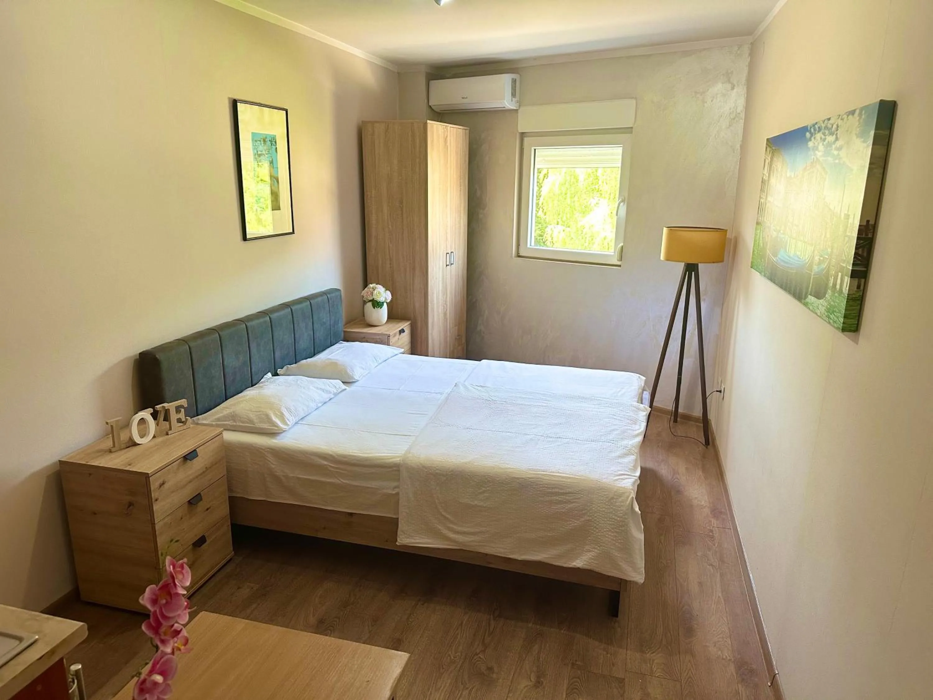 Apartments Bokan