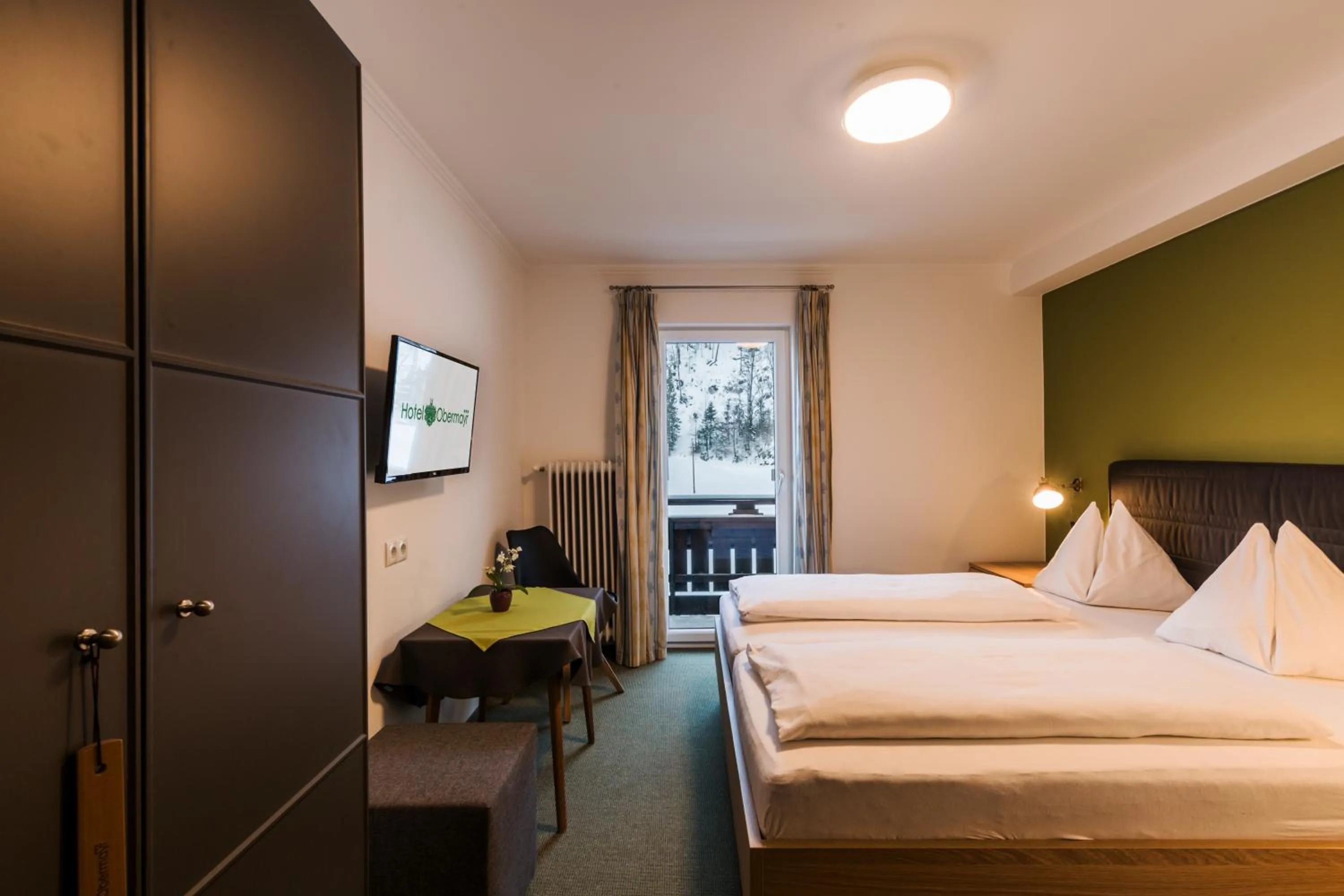 Bedroom, Bed in Hotel Obermayr