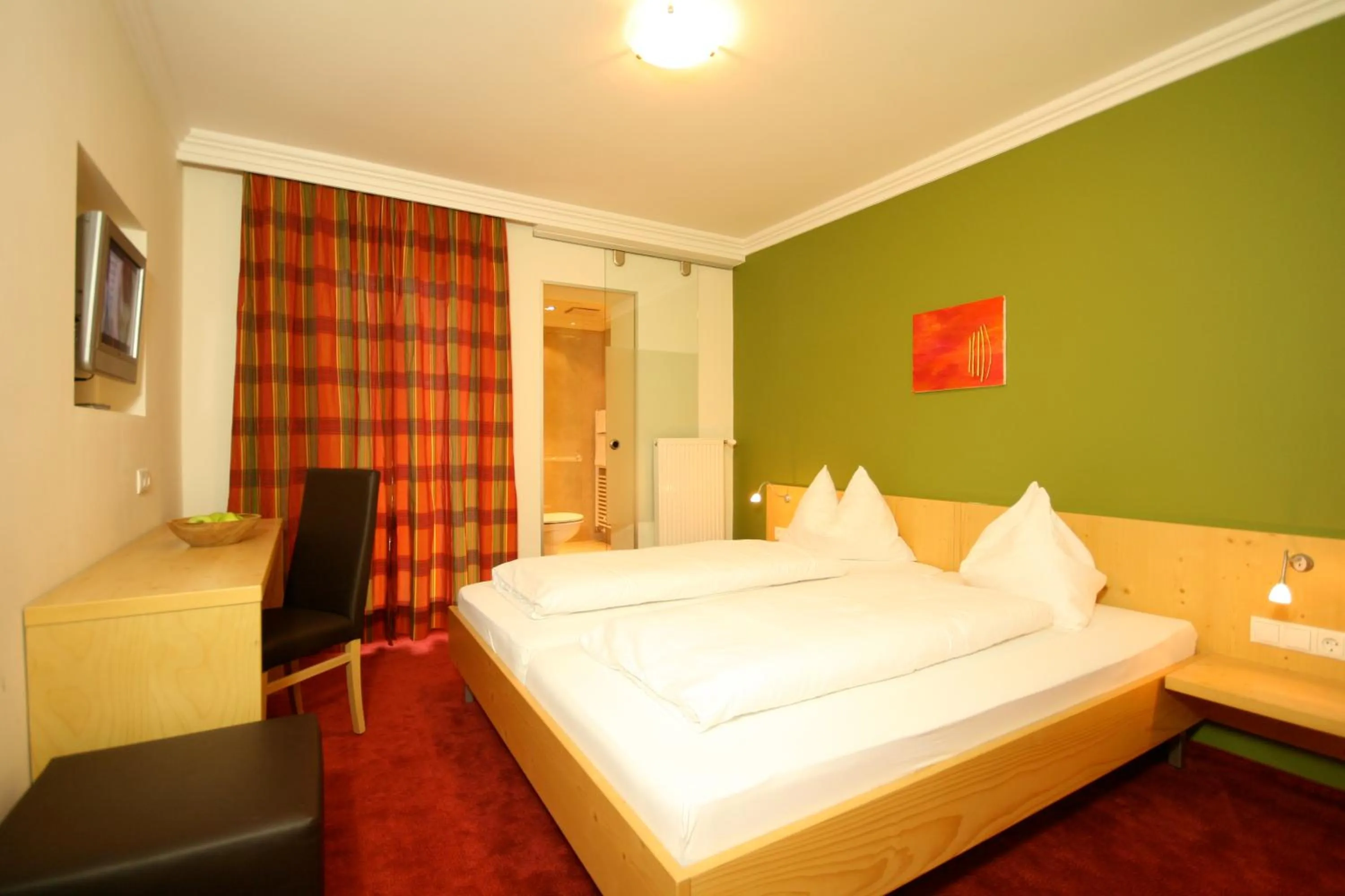 Bed in Hotel Obermayr