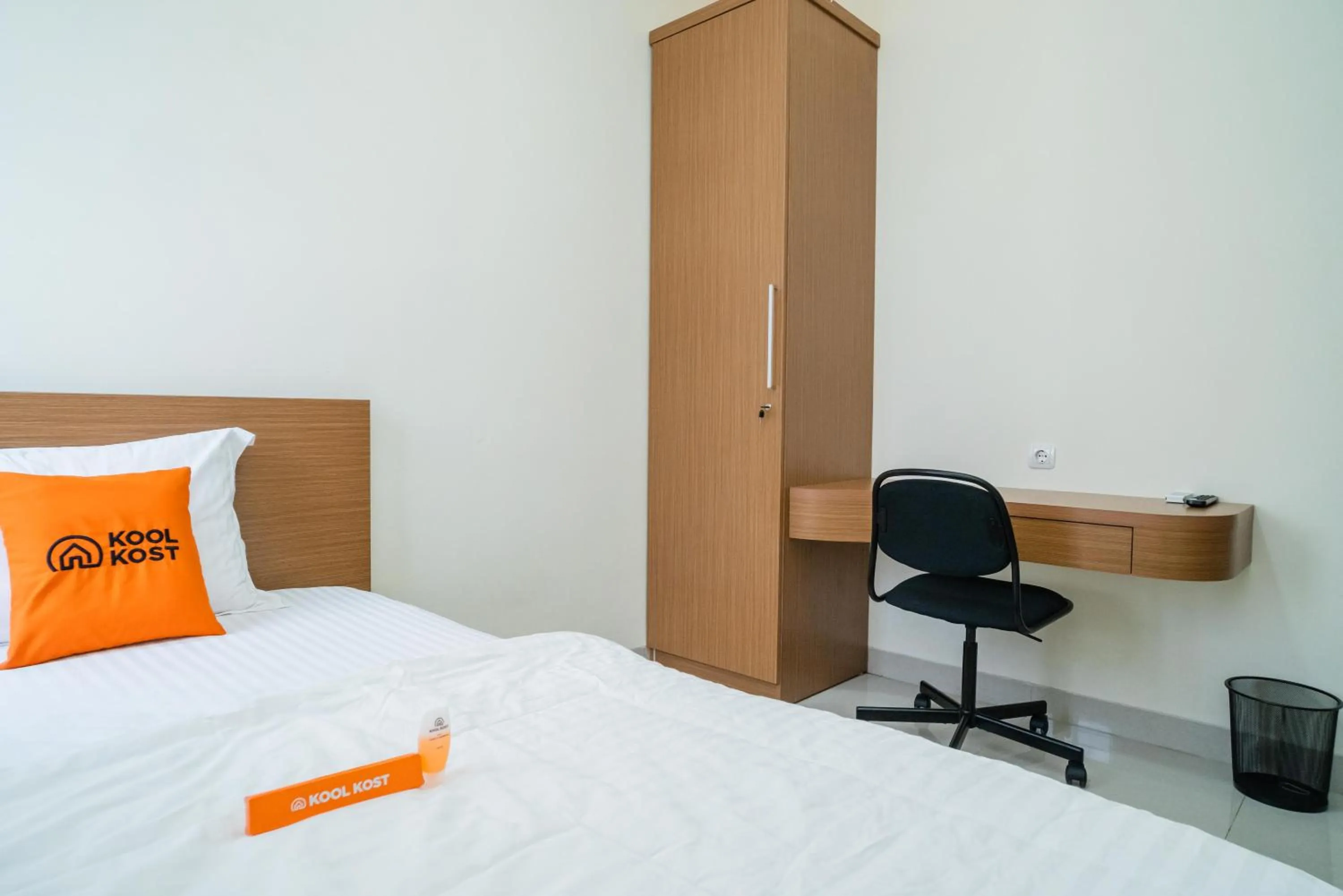 Bedroom, Bed in KoolKost Syariah near Jl Pajajaran Bogor