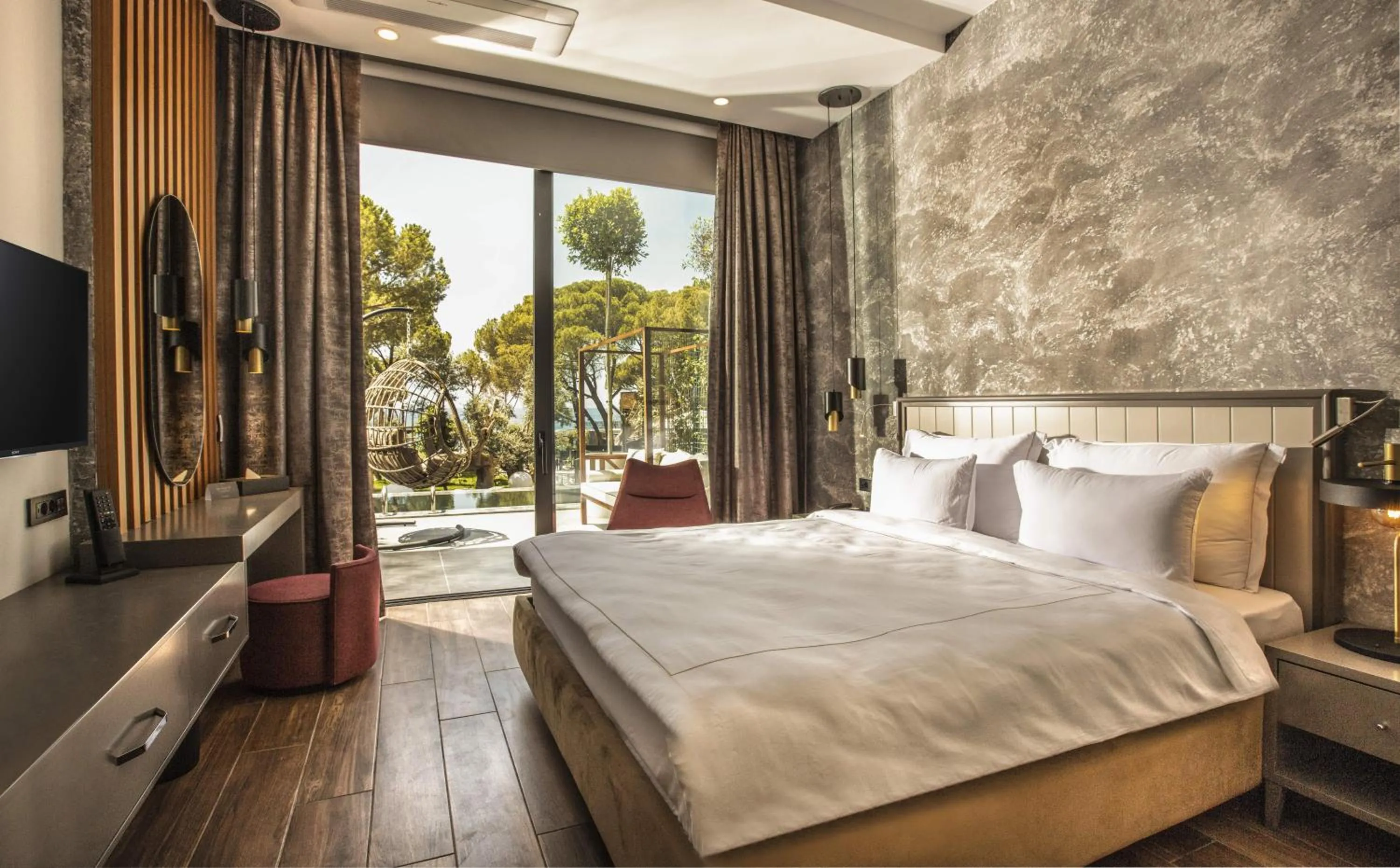 Photo of the whole room, Bed in Unique Life Style Hotel