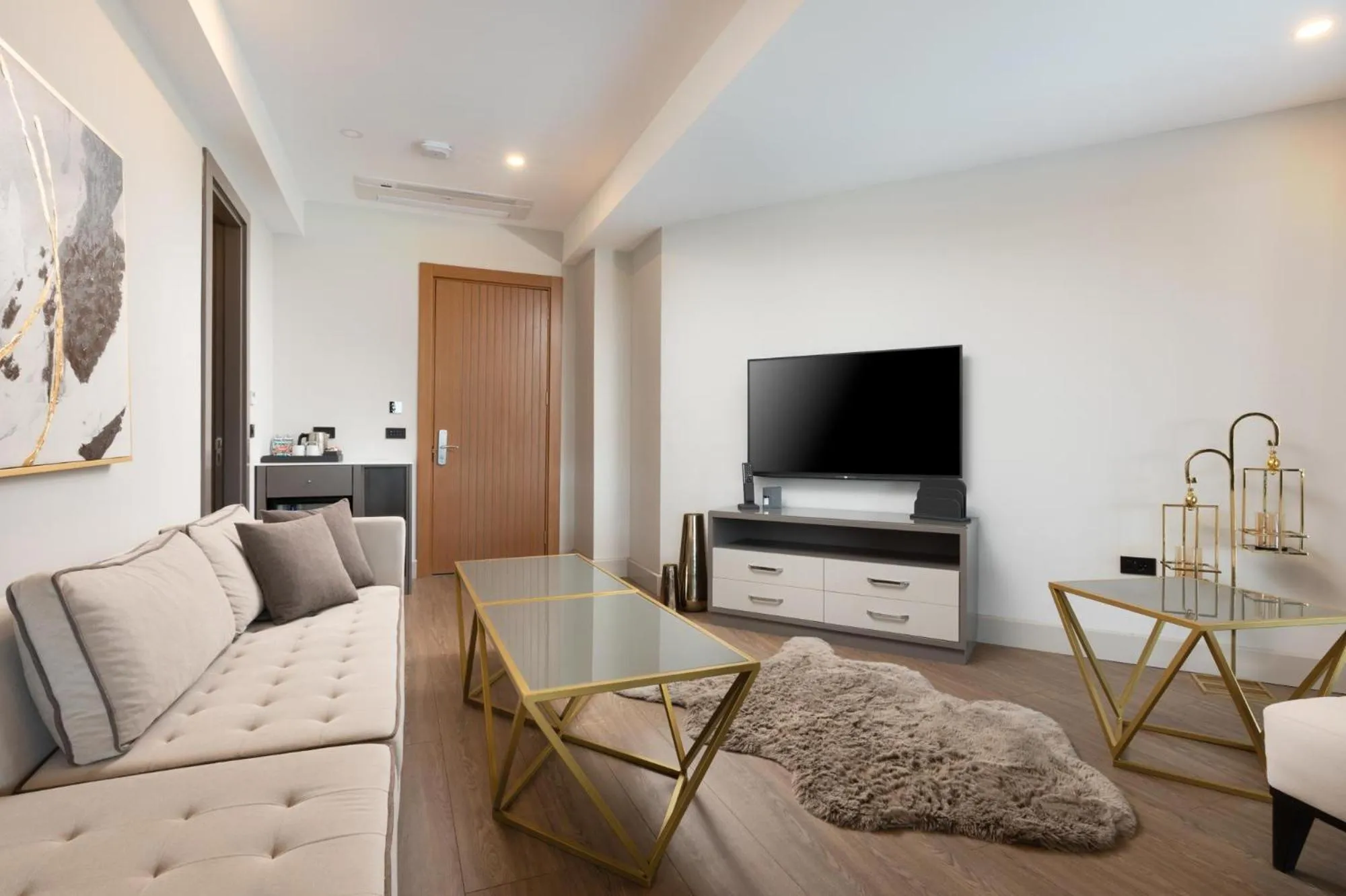 Photo of the whole room in Unique Life Style Hotel