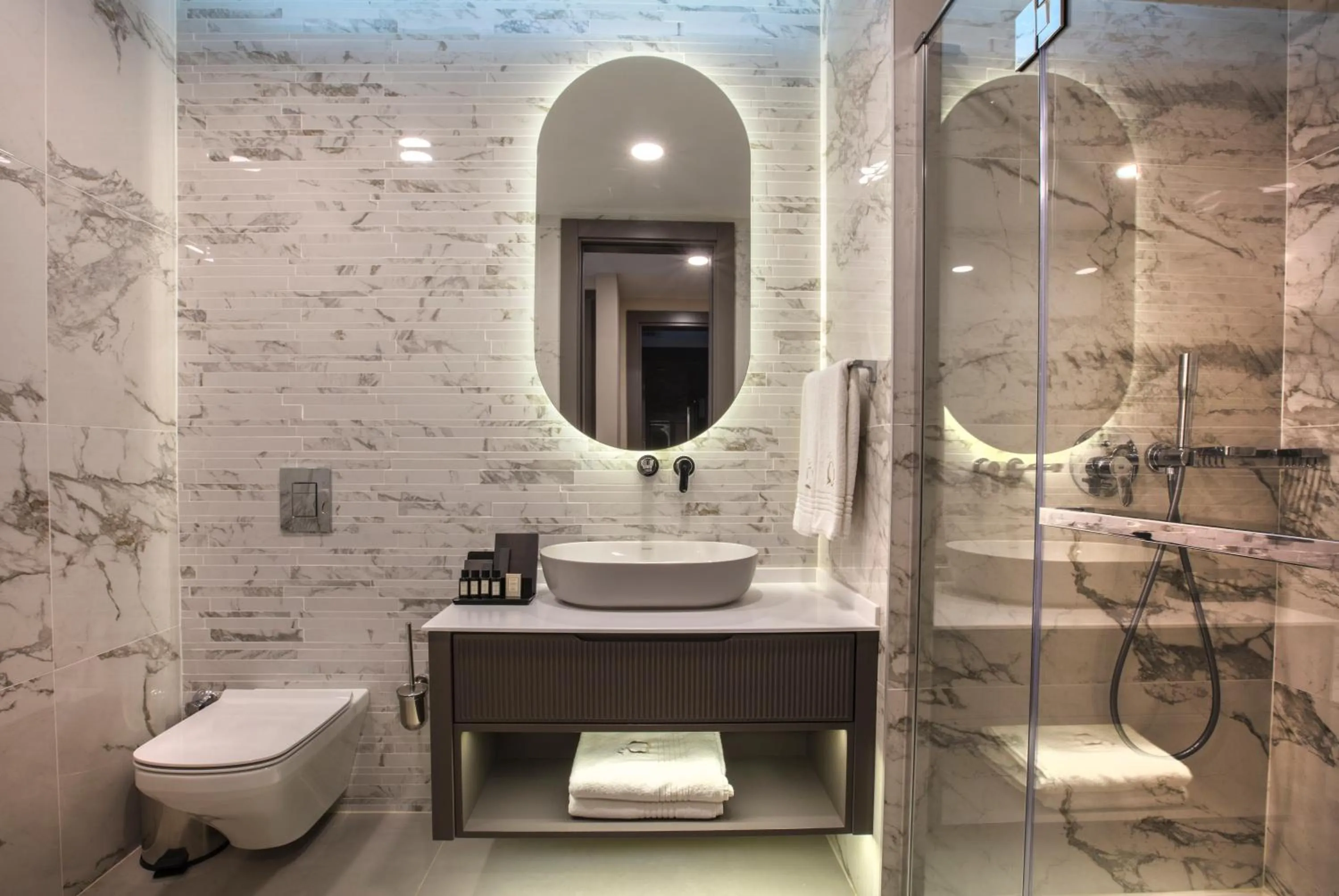 Deluxe Double or Twin Room with Garden View in Unique Life Style Hotel