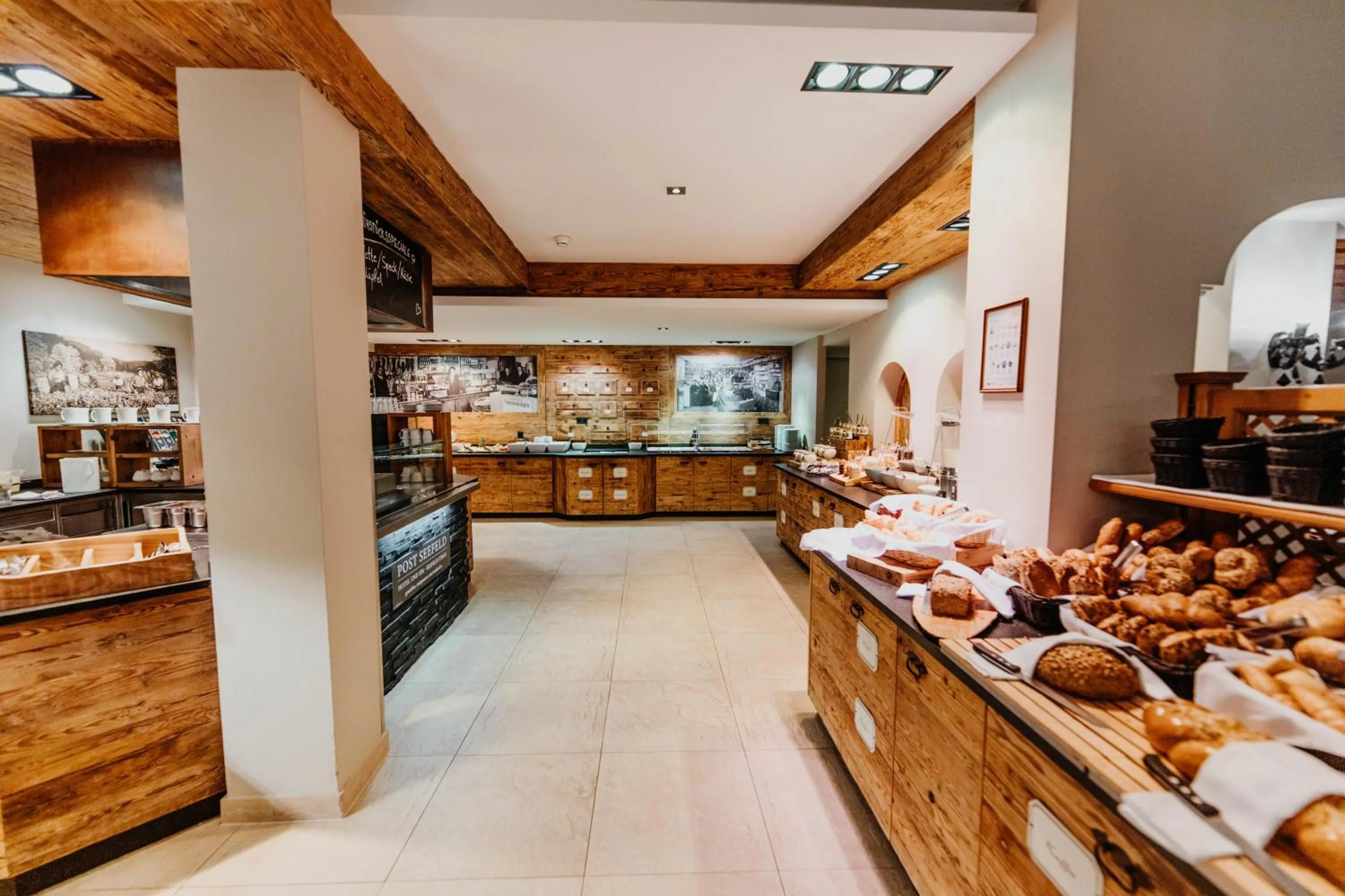 Buffet breakfast in Post Seefeld - Wellnesshotel Tirol