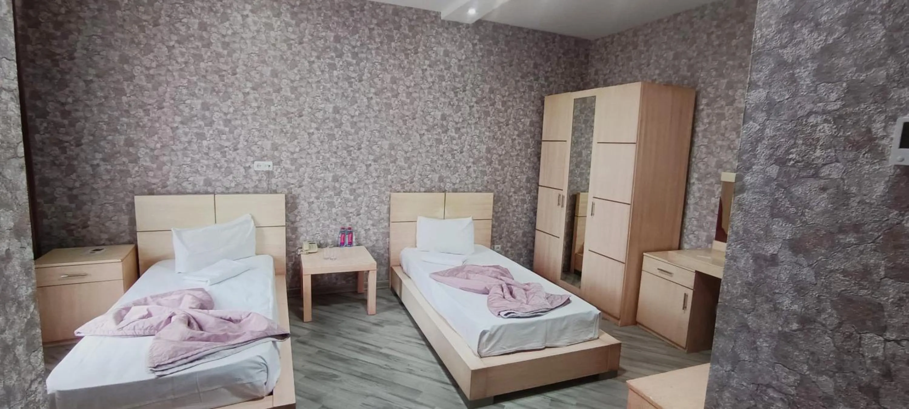 Bedroom, Bed in Deluxe Hotel Ganja