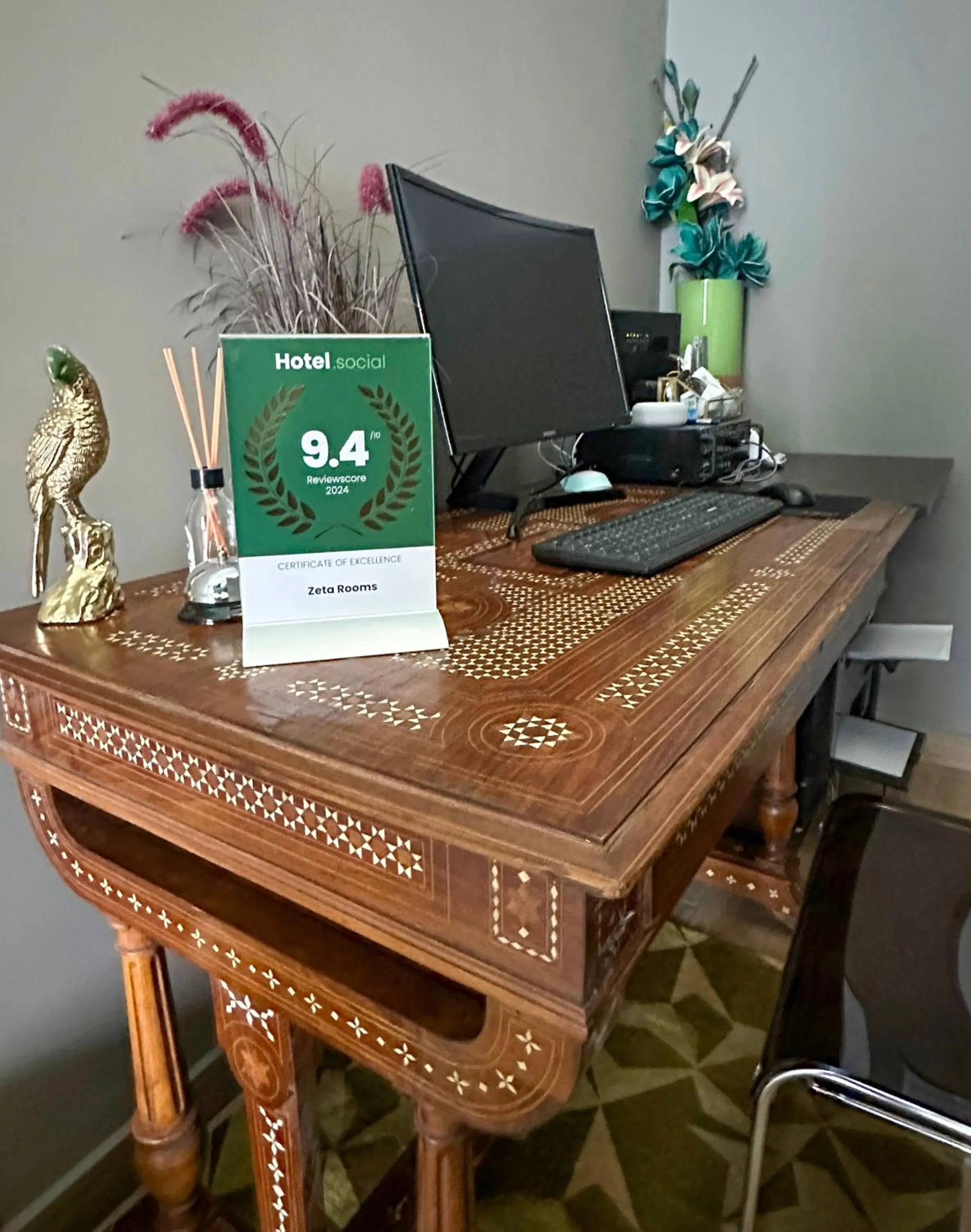 Lobby or reception in Zeta Rooms