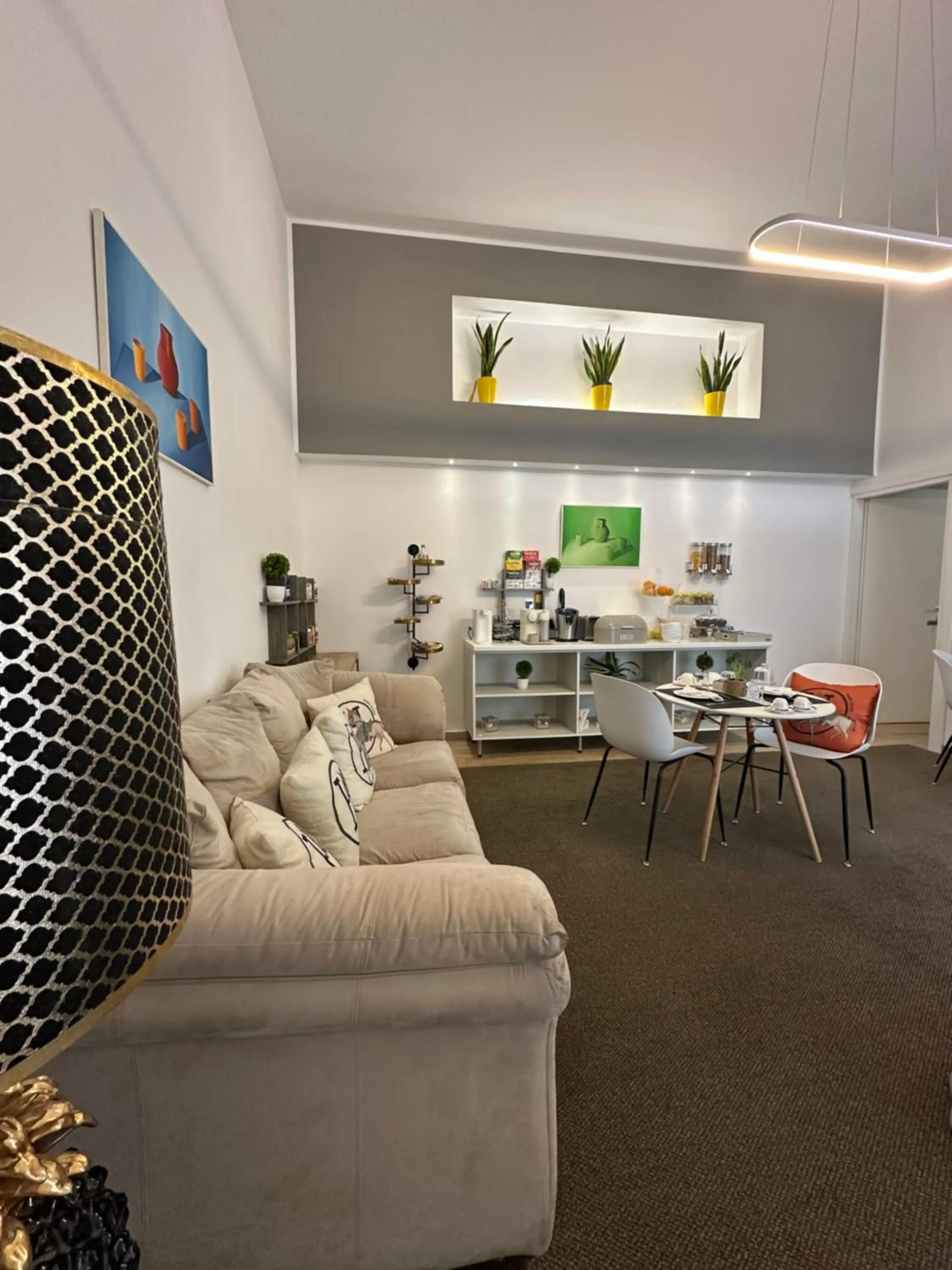 Breakfast in Zeta Rooms