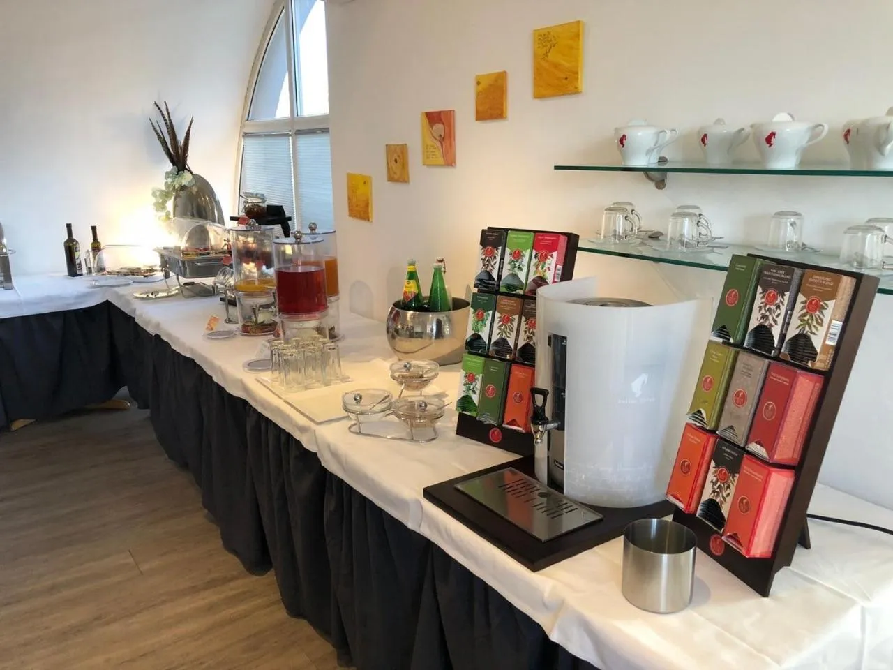 Buffet breakfast in Skycity Hotel Atrigon