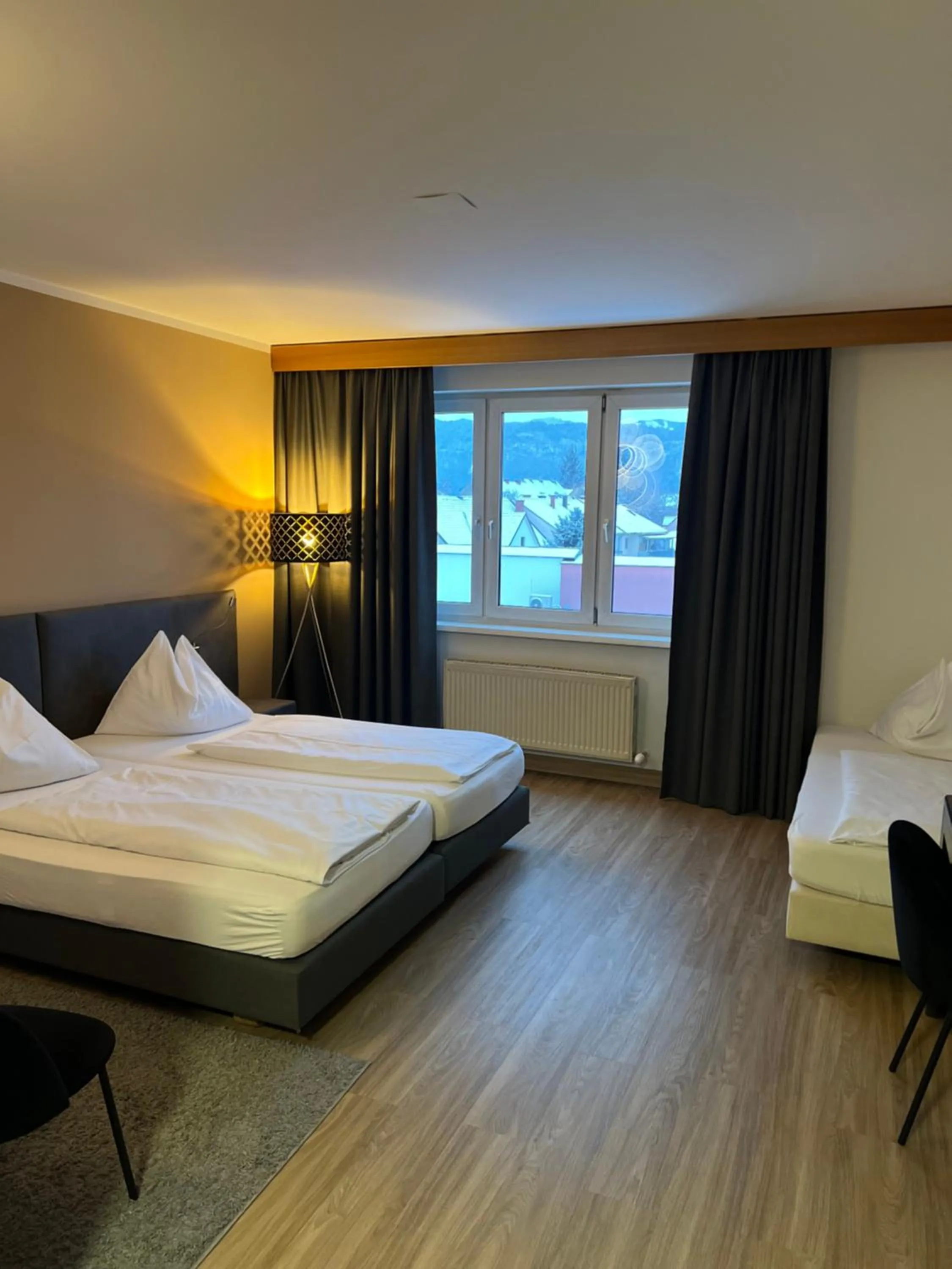 Photo of the whole room, Bed in Skycity Hotel Atrigon