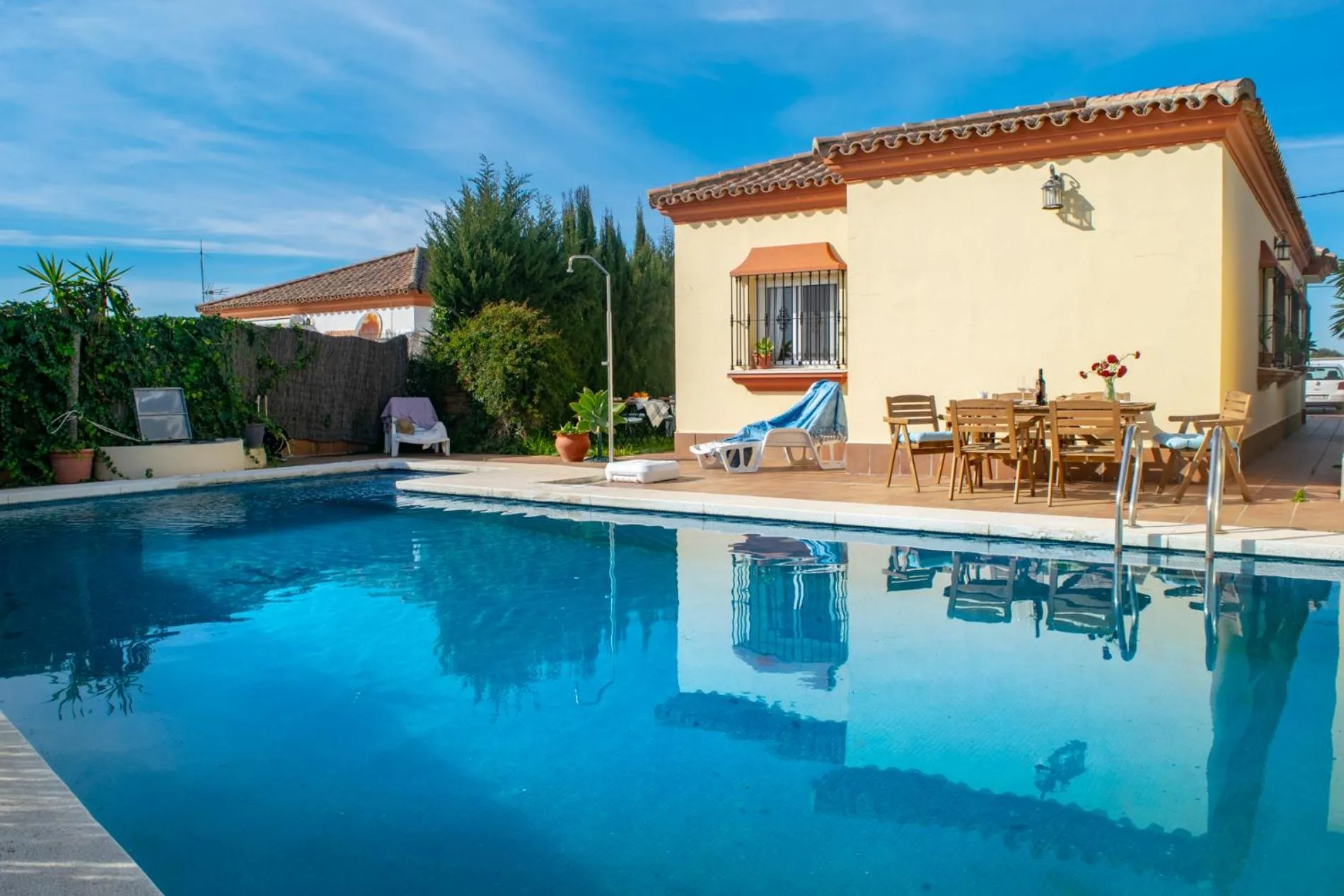 Villa Elissa with 3 bedrooms andpool and views close to Conil