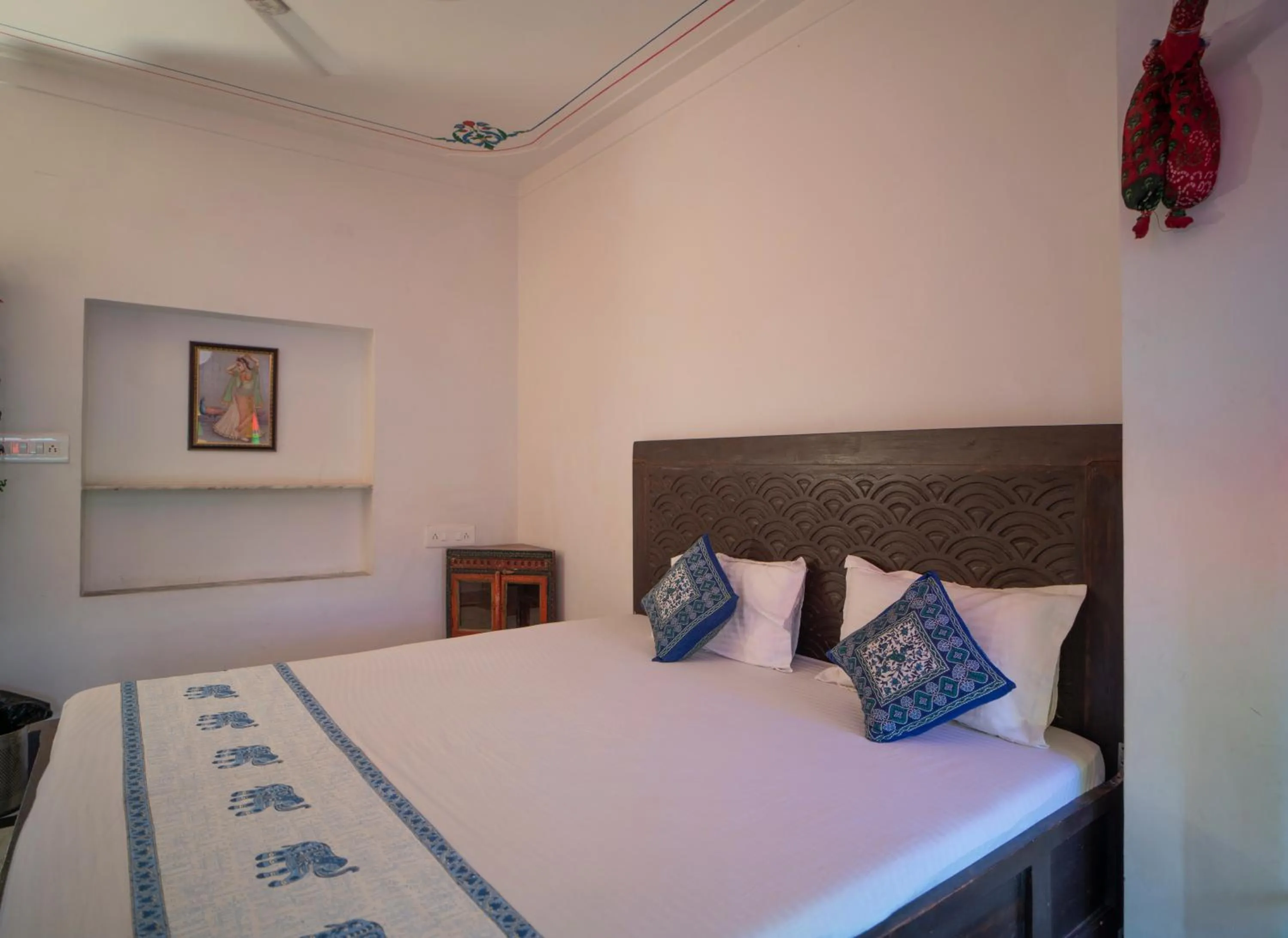 Bed in Soham Haveli Udaipur