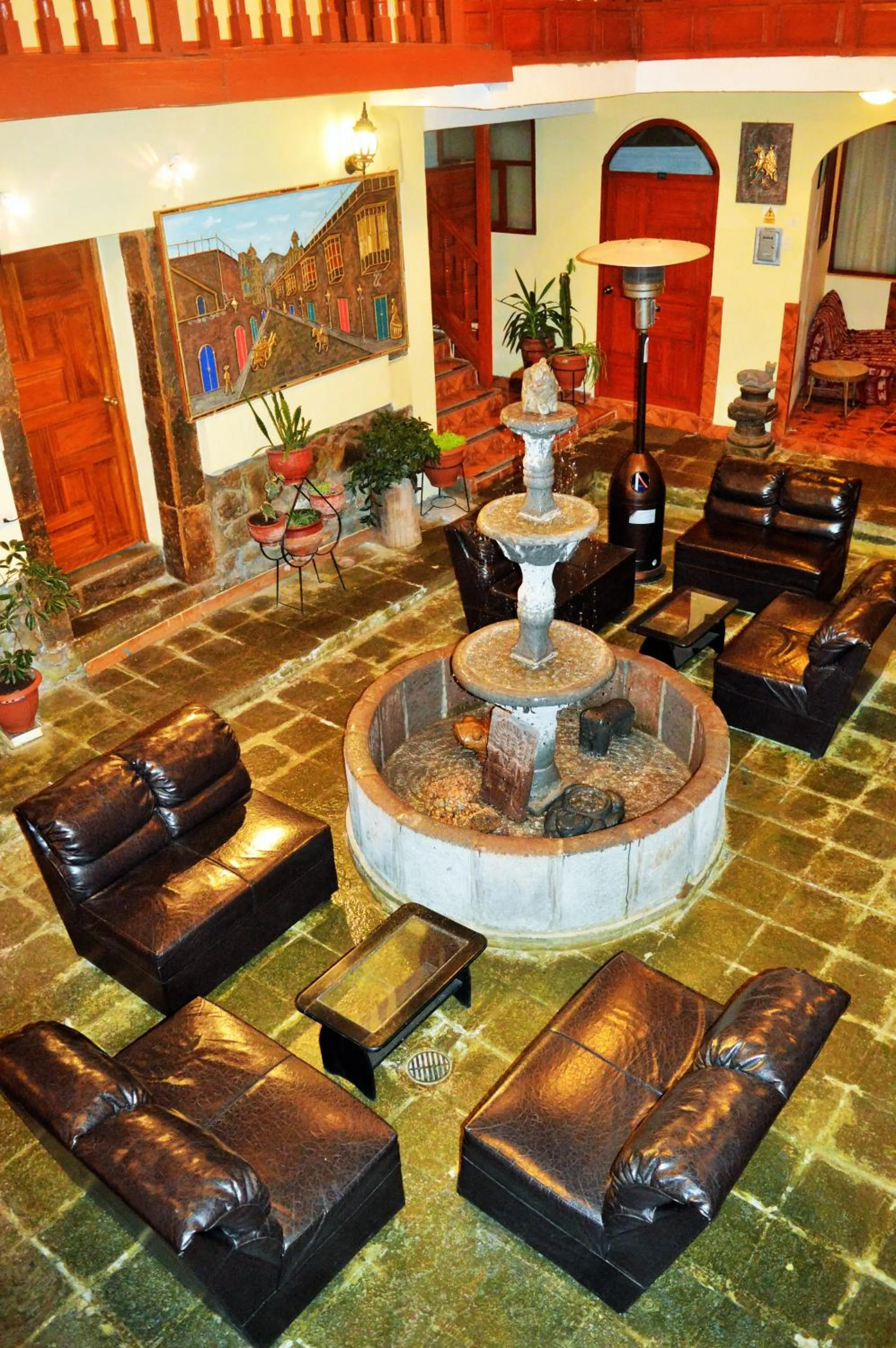 Communal lounge/ TV room in Hotel Choquequirao