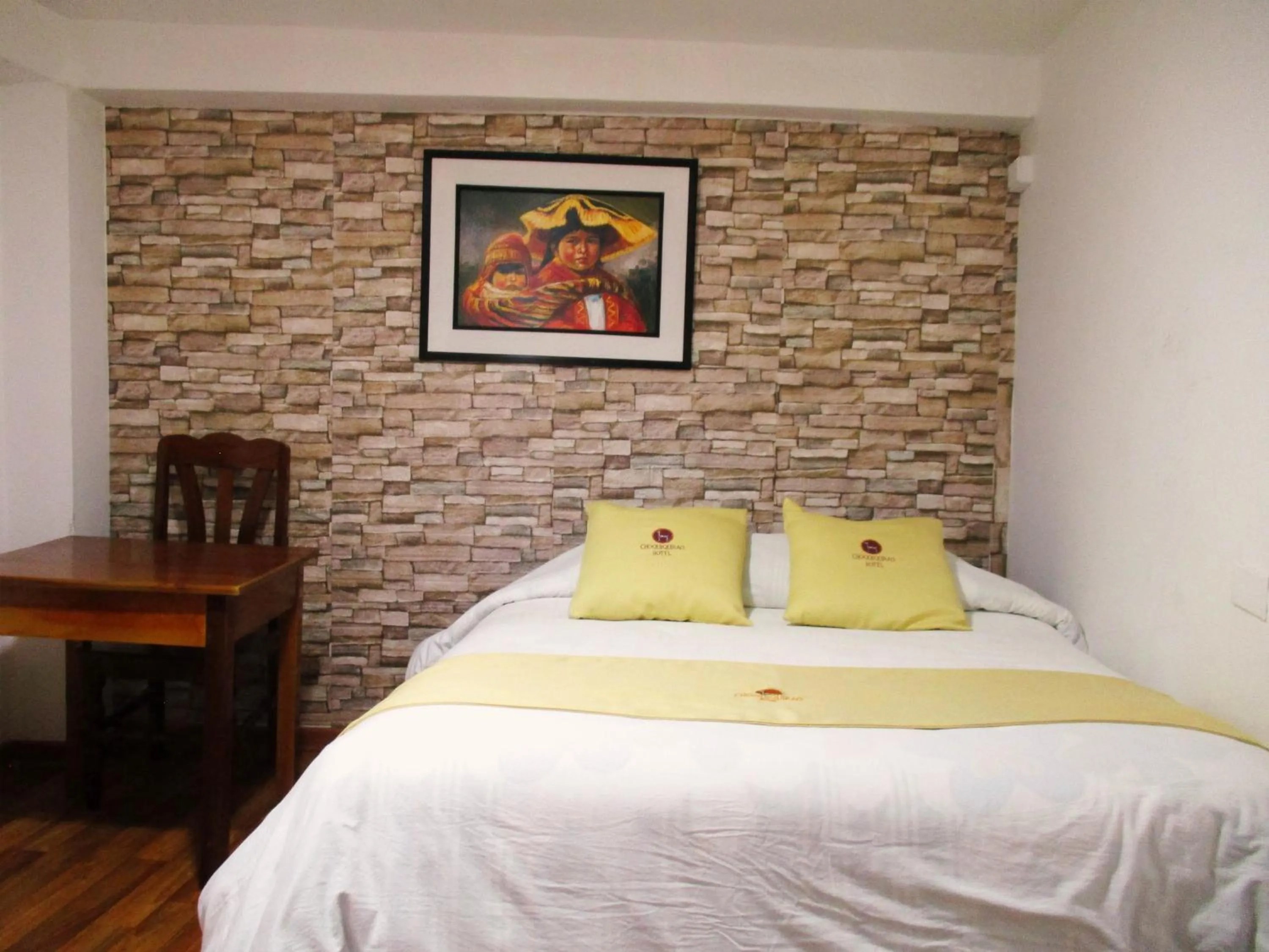 Bed in Hotel Choquequirao
