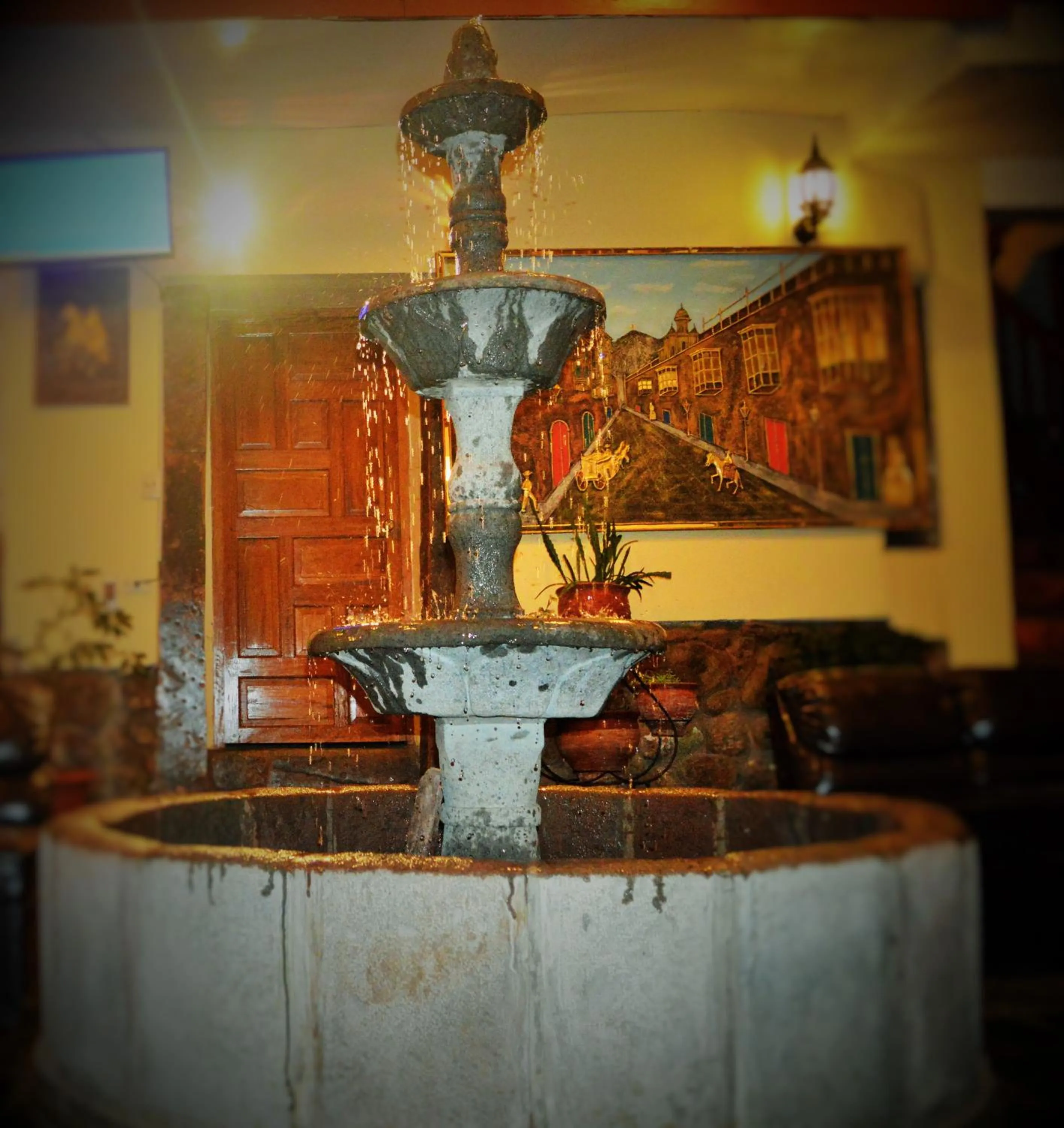 Communal lounge/ TV room in Hotel Choquequirao