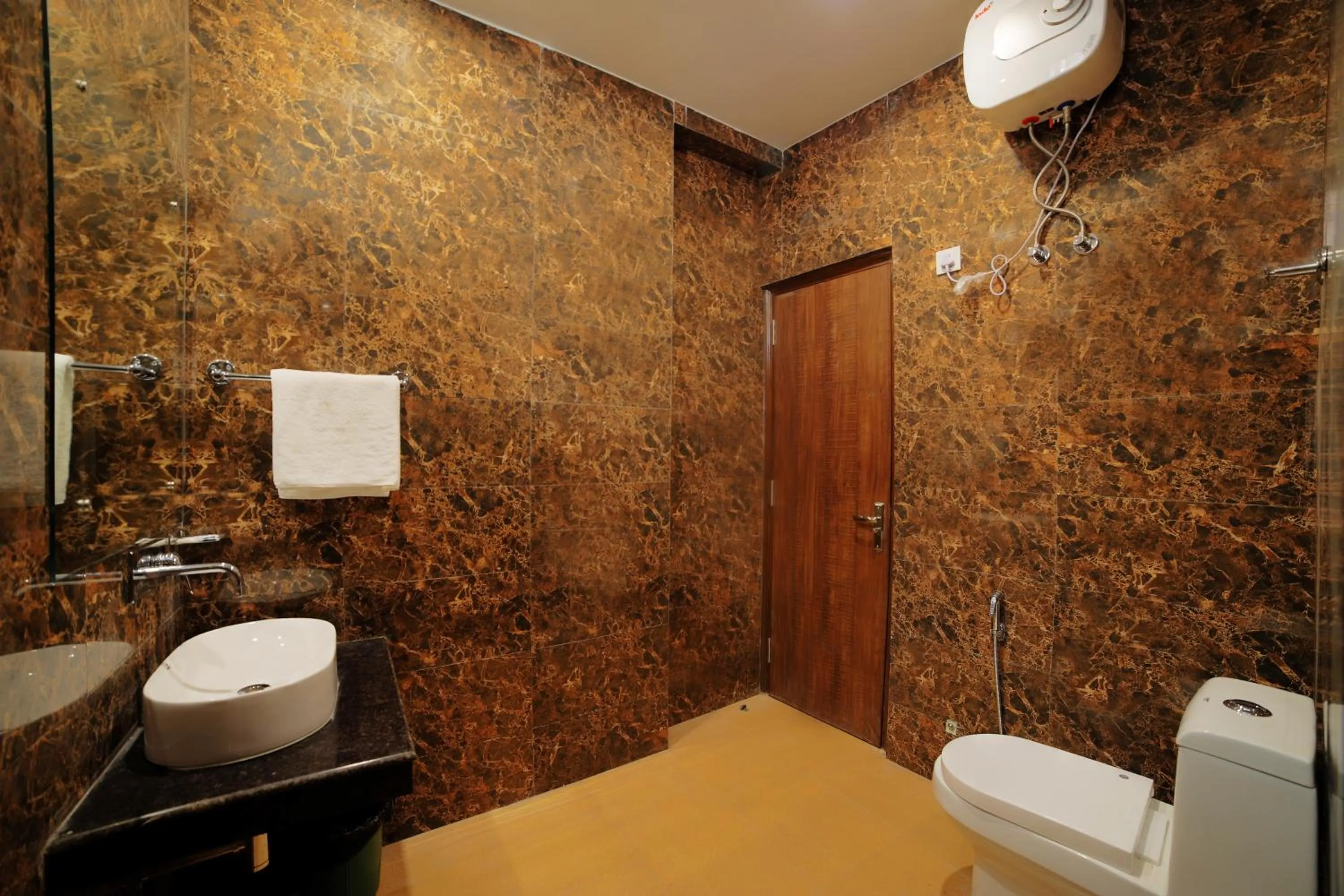 Bathroom in New Delhi Hotel Citizen