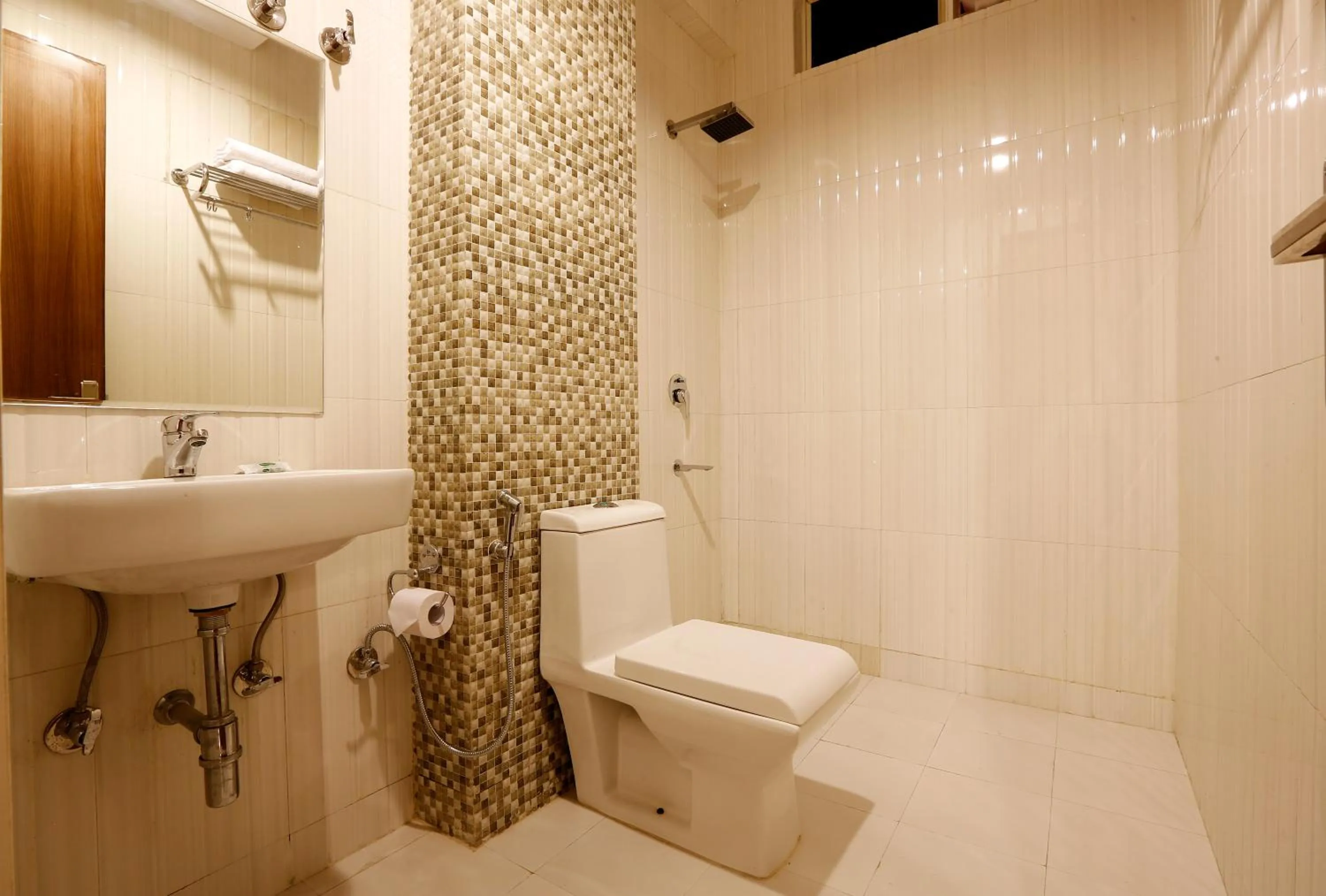 Bathroom in New Delhi Hotel Citizen