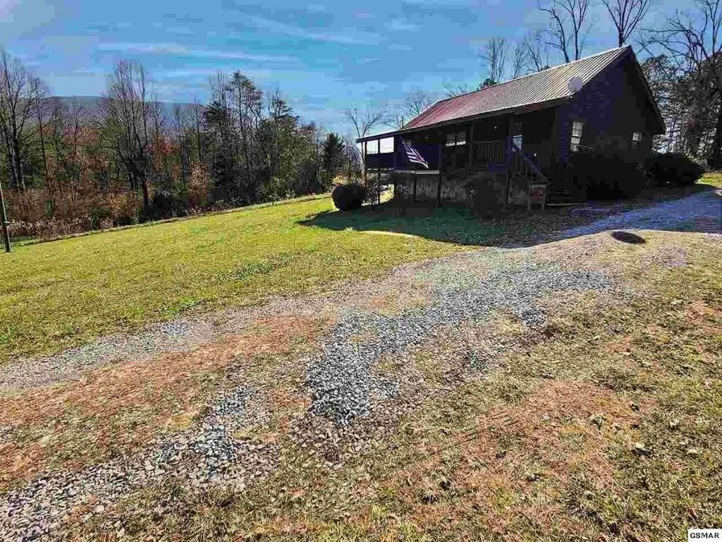 Beautiful View! Log cabin,Fireplace,Hot Tub,Arcade,Pool,Fishing