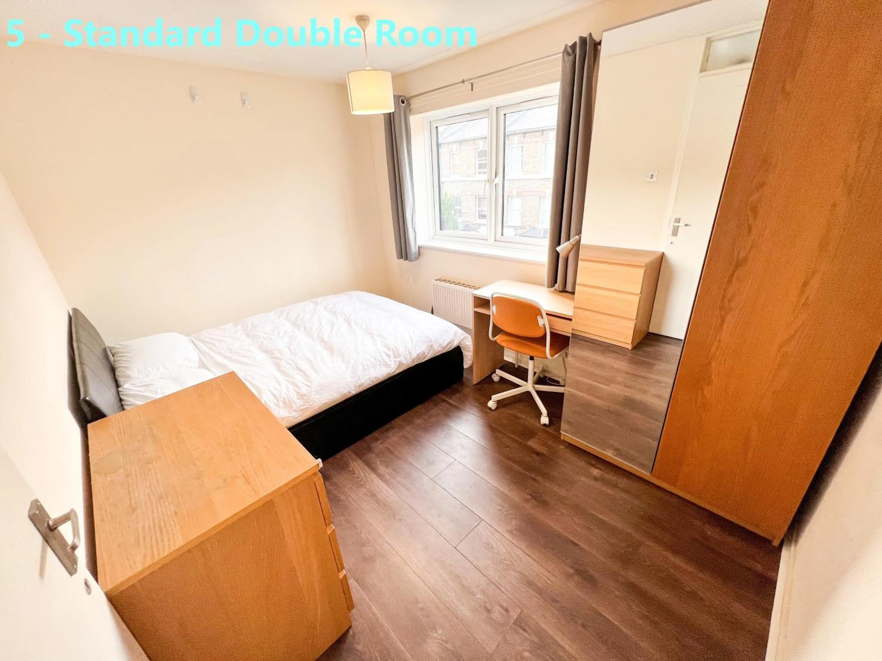 Bed in Central Palace - Excellent Stay in London Zone 1