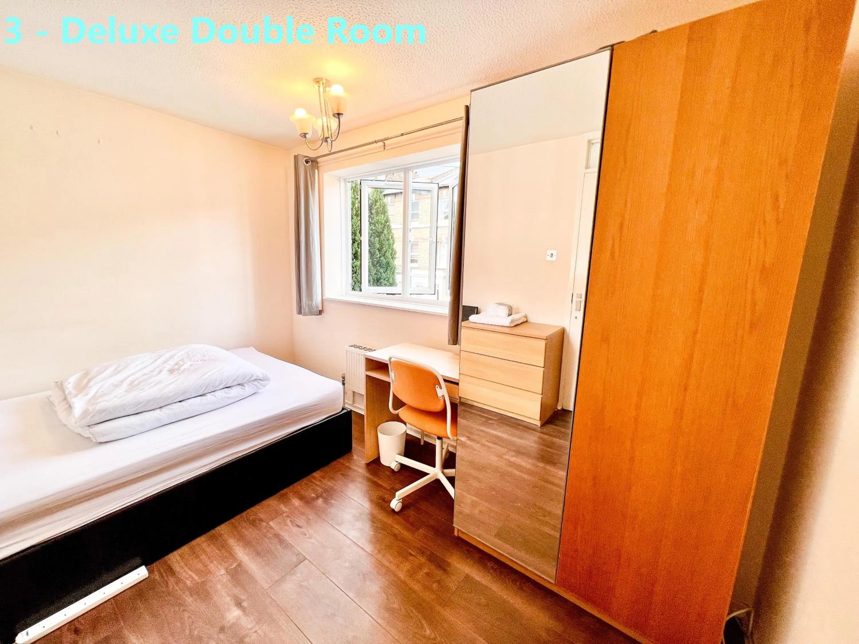 Bed in Central Palace - Excellent Stay in London Zone 1