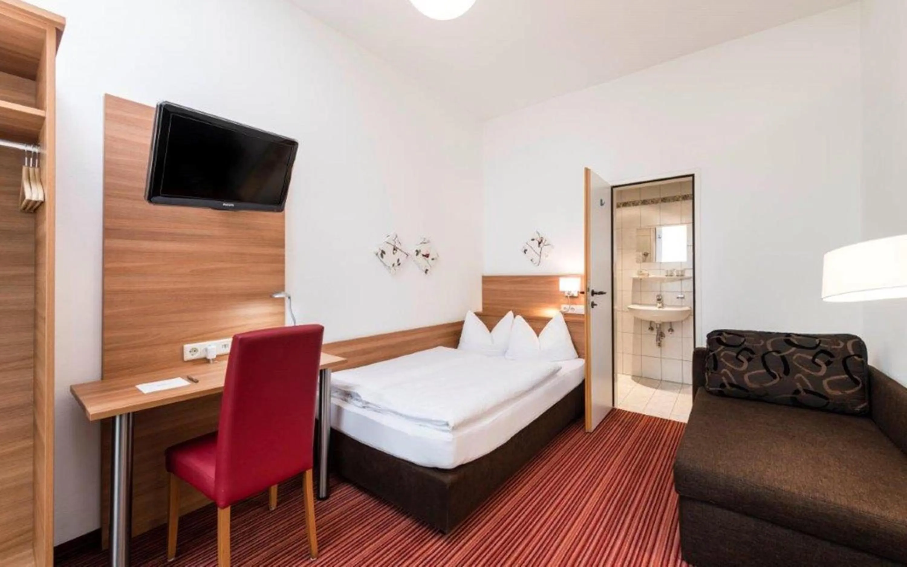 Photo of the whole room, Bed in Boutique Hotel Zach