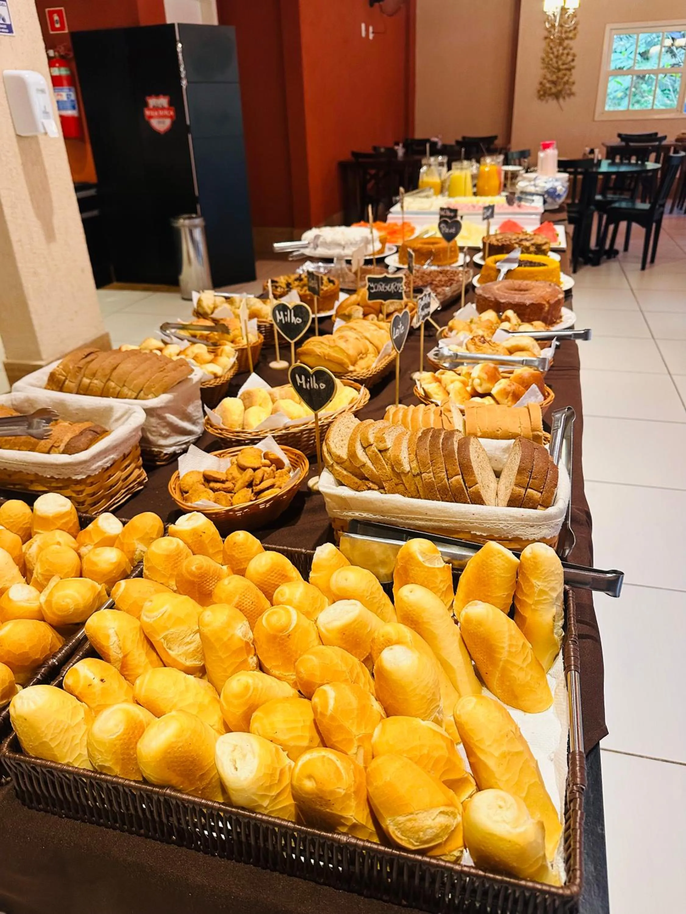 Breakfast in Hotel Vila Suíça 1818