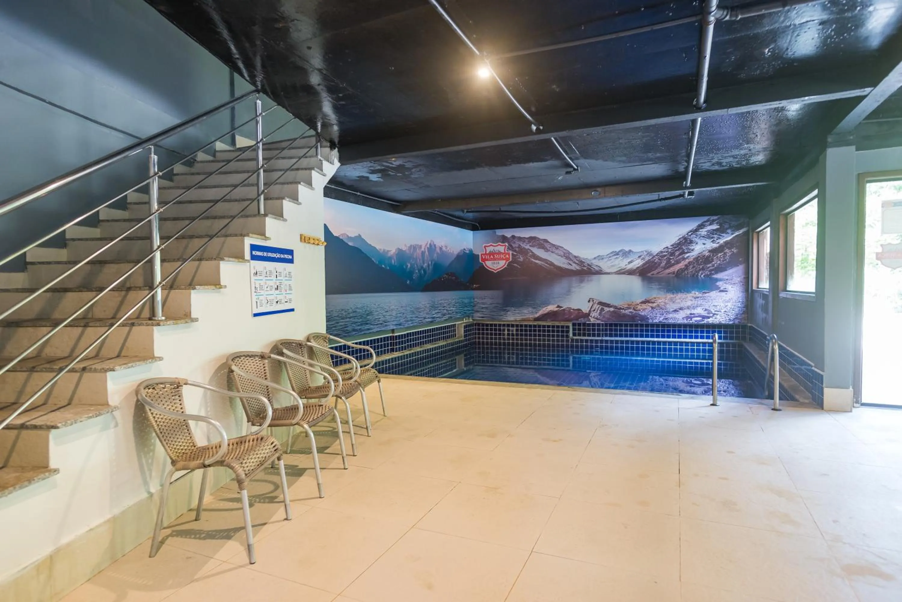 Pool view in Hotel Vila Suíça 1818