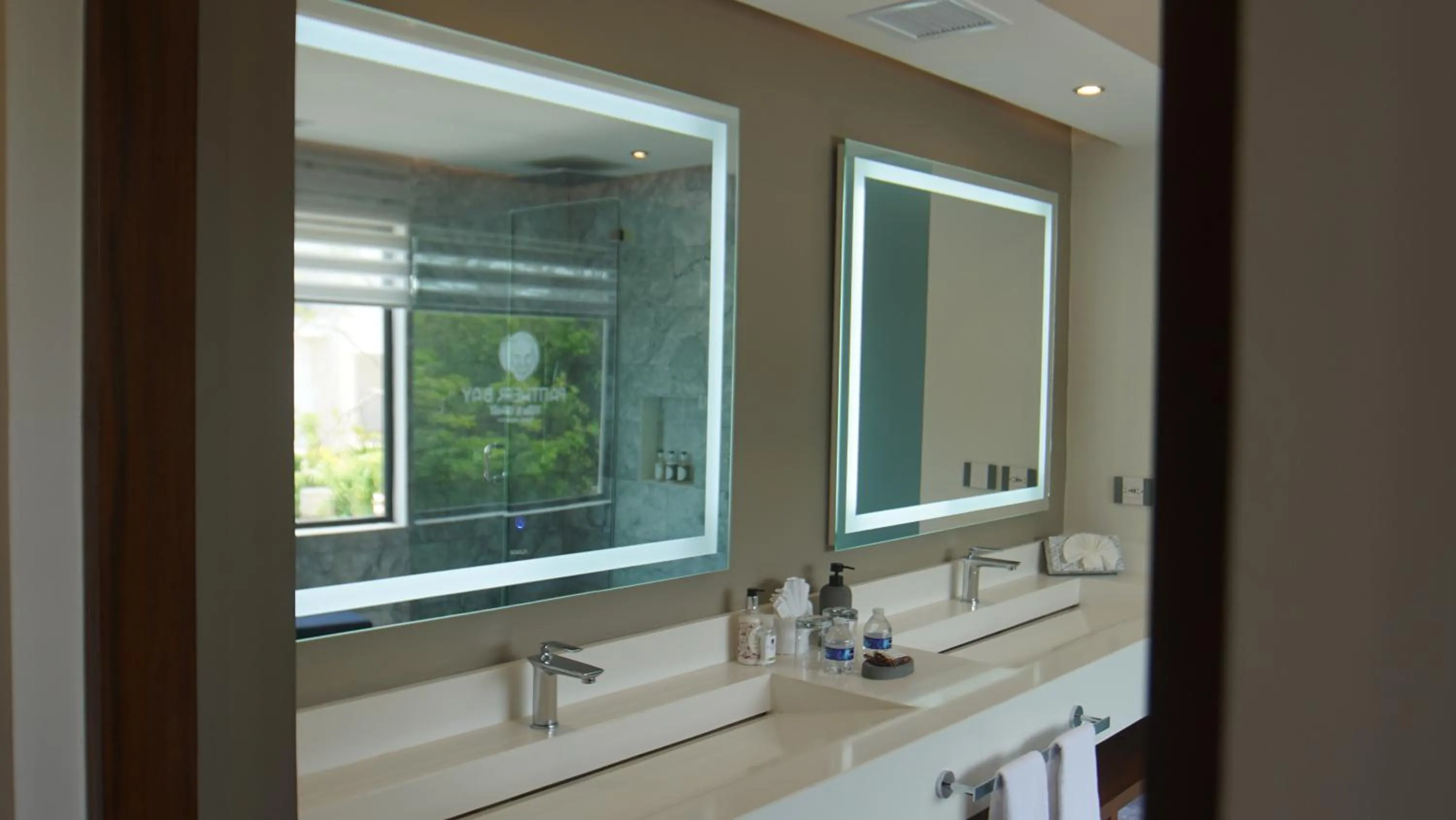 Bathroom in Panther Bay Boutique Hotel