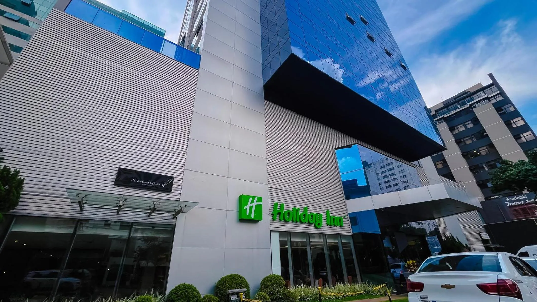 Property building in Holiday Inn Belo Horizonte Savassi by IHG