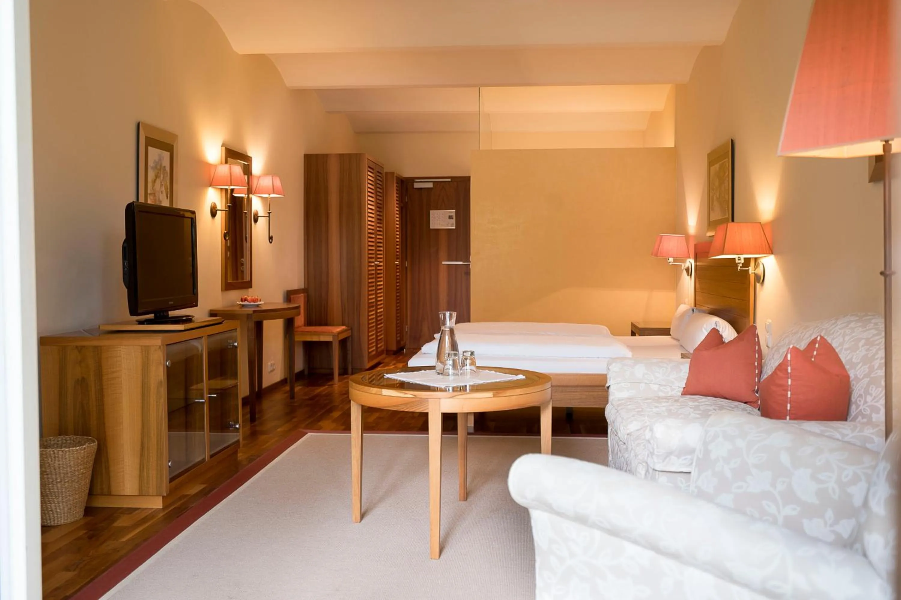 Photo of the whole room, Bed in Hotel Hollweger