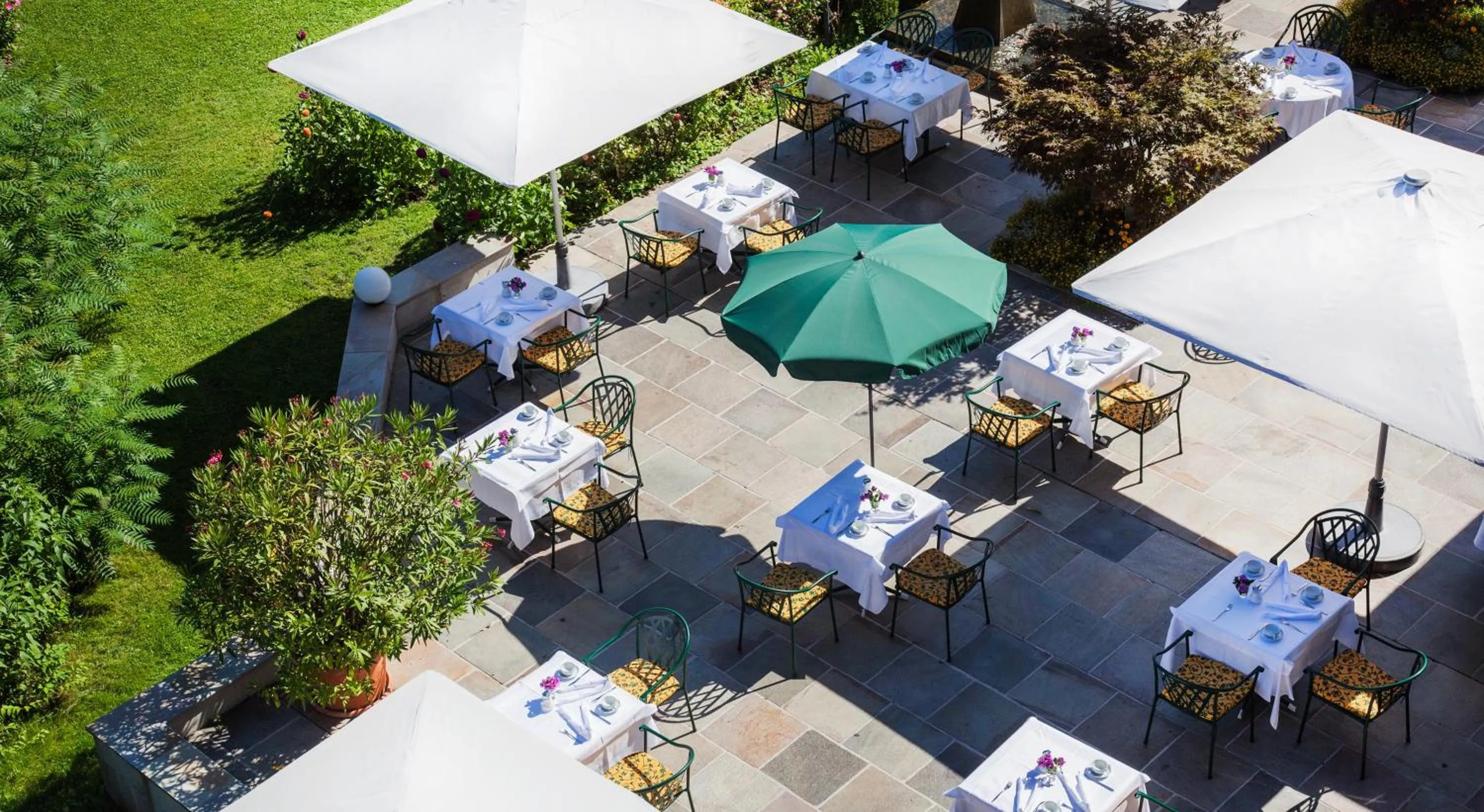 Restaurant/places to eat in Hotel Hollweger