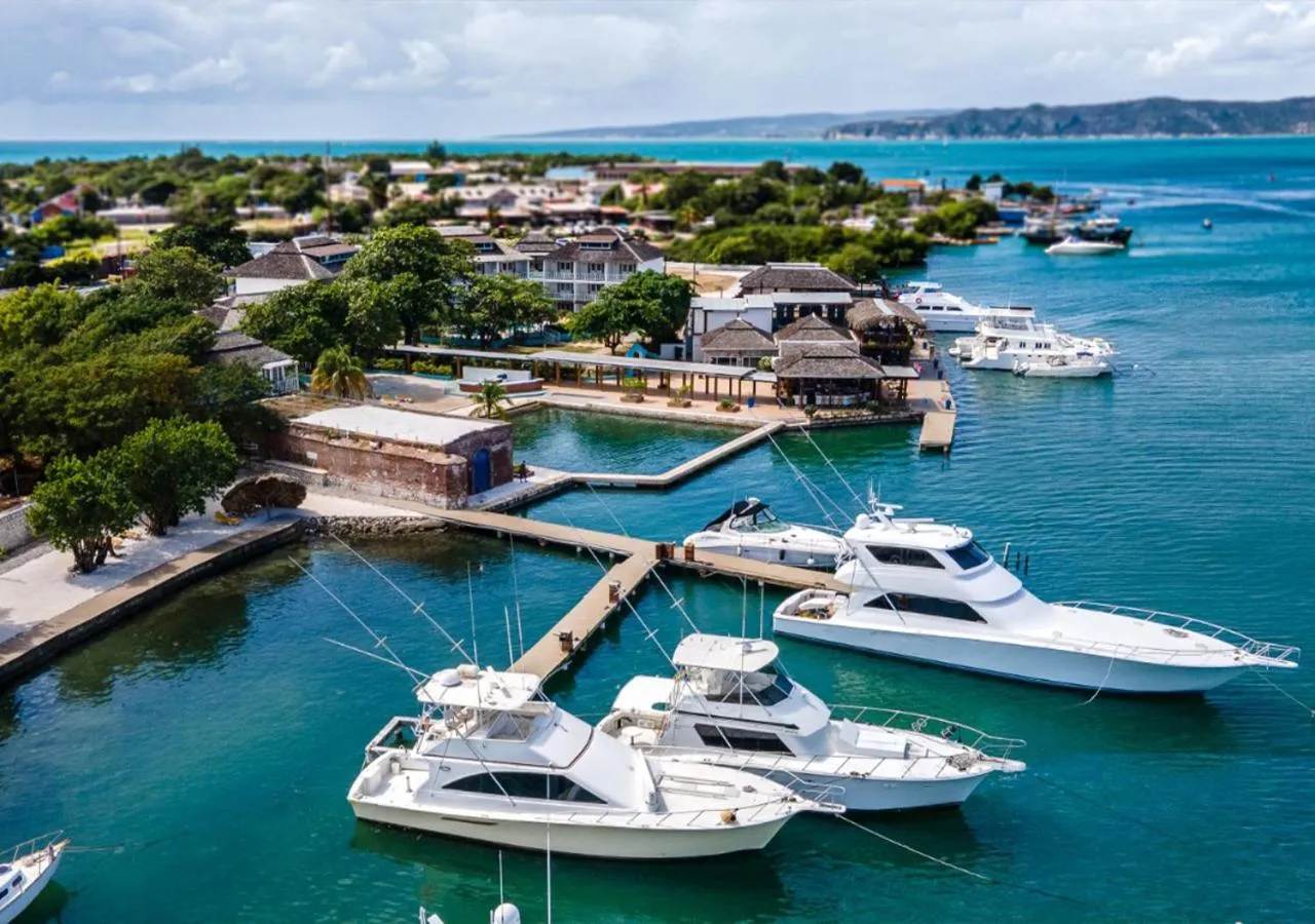 Property building in Grand Hotel Excelsior Port Royal